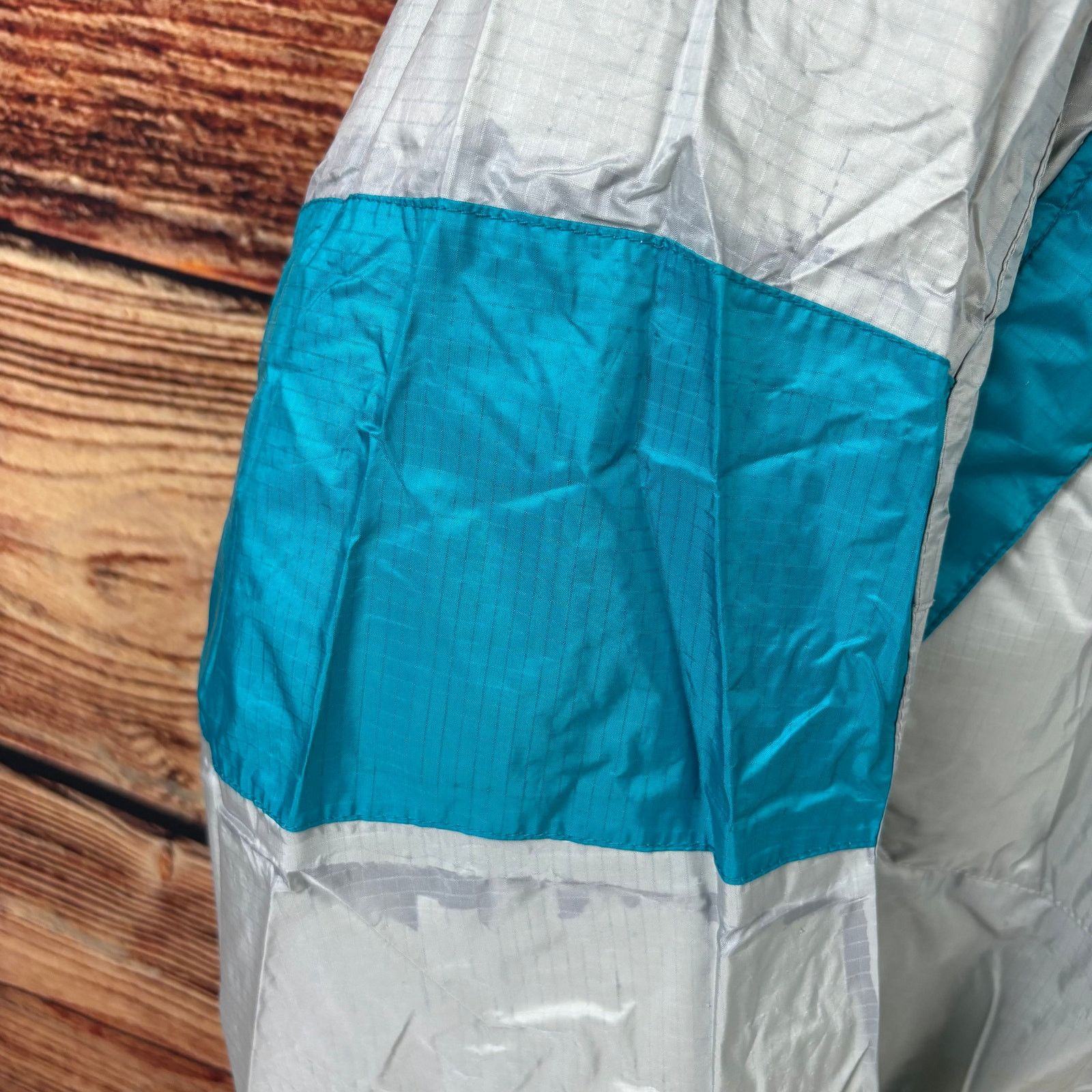 The North Face × Vintage Vintage 1990s The North Face Gray & Teal Windbreaker Jacket Size US M / EU 48-50 / 2 - 7 Thumbnail