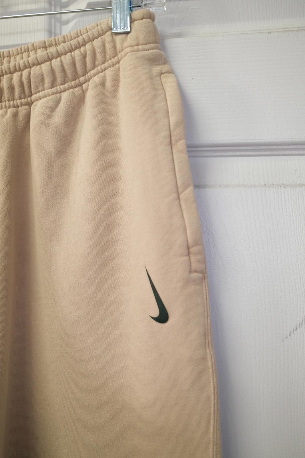 Nike 2022' Nike Billie Eilish Mushroom Sweatpant Size 28" / US 6 / IT 42 - 3 Thumbnail