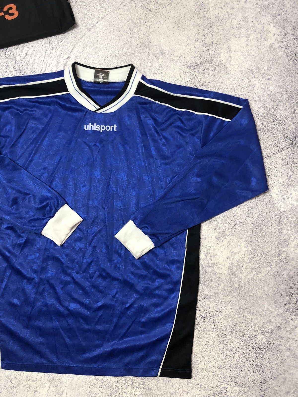 Vintage Men’s football long sleeve uhisport size Xl Size US XL / EU 56 / 4 - 2 Thumbnail
