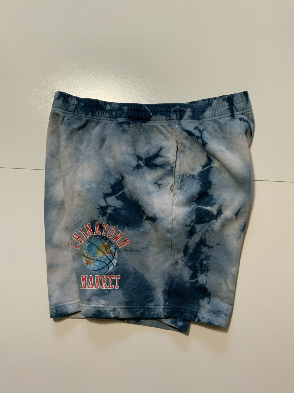 Market Chinatown Market Earth Basketball Tie Dye 7” Sweat Shorts Size US 34 / EU 50 - 2 Thumbnail