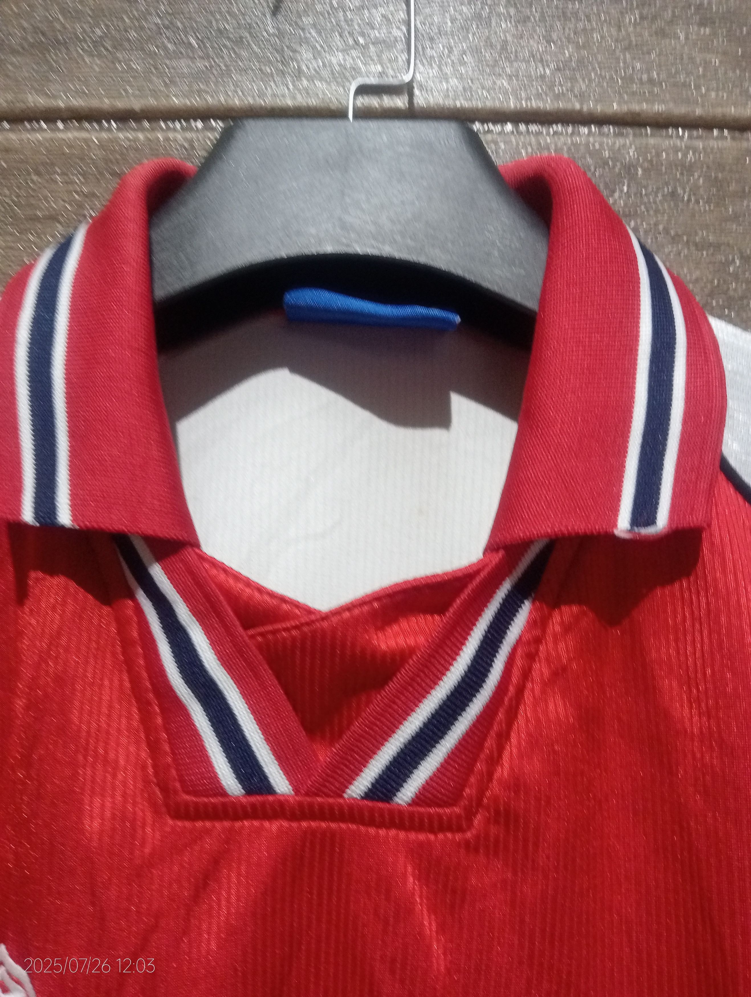 Umbro Vintage '90s Umbro Jersey Very Rare Size US XL / EU 56 / 4 - 5 Thumbnail