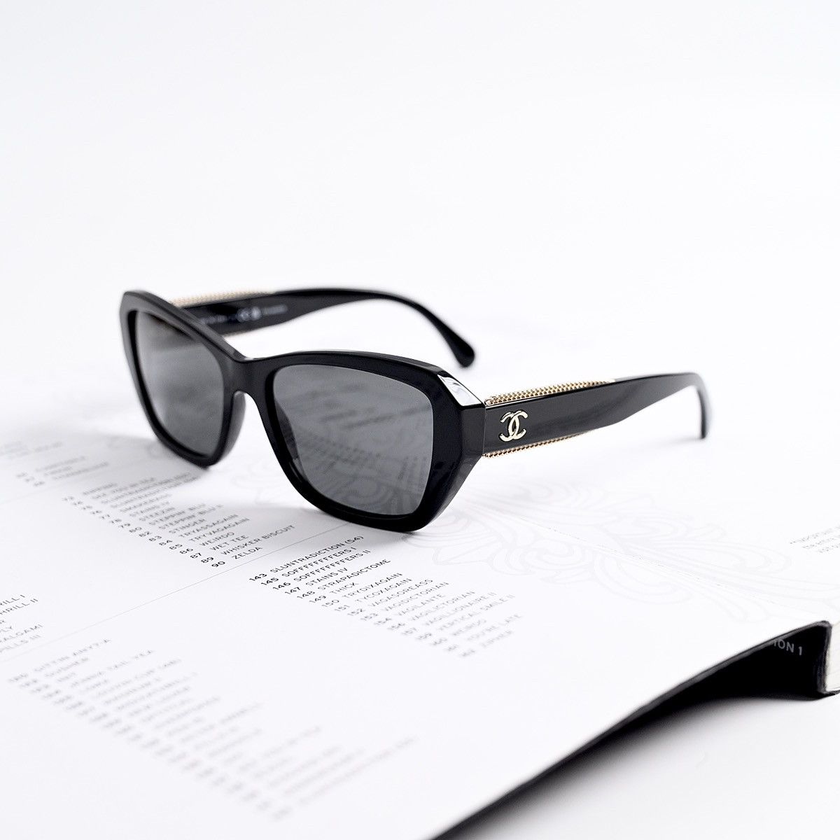 Chanel CHANEL 0CH5516 C62248 SUNGLASSES Size ONE SIZE - 1 Thumbnail