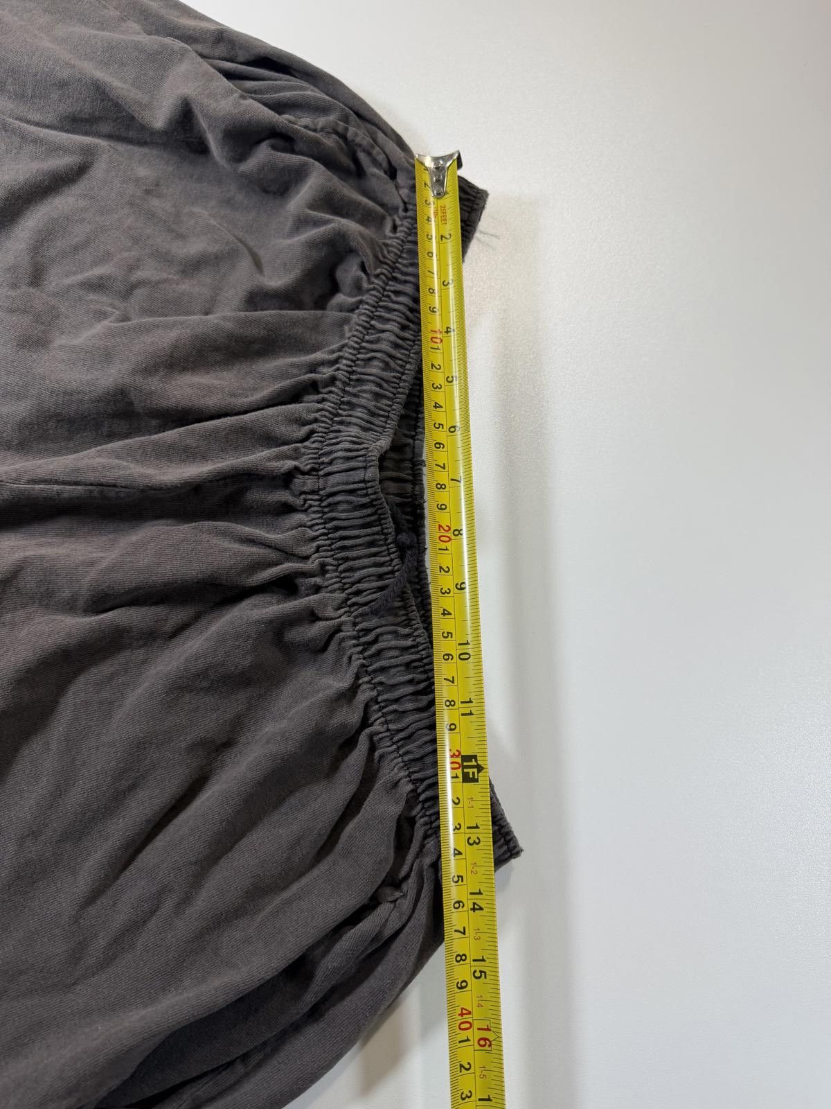 Nike Nike Athletic Shorts with Elastic Waistband faded black L Size US 34 / EU 50 - 7 Thumbnail