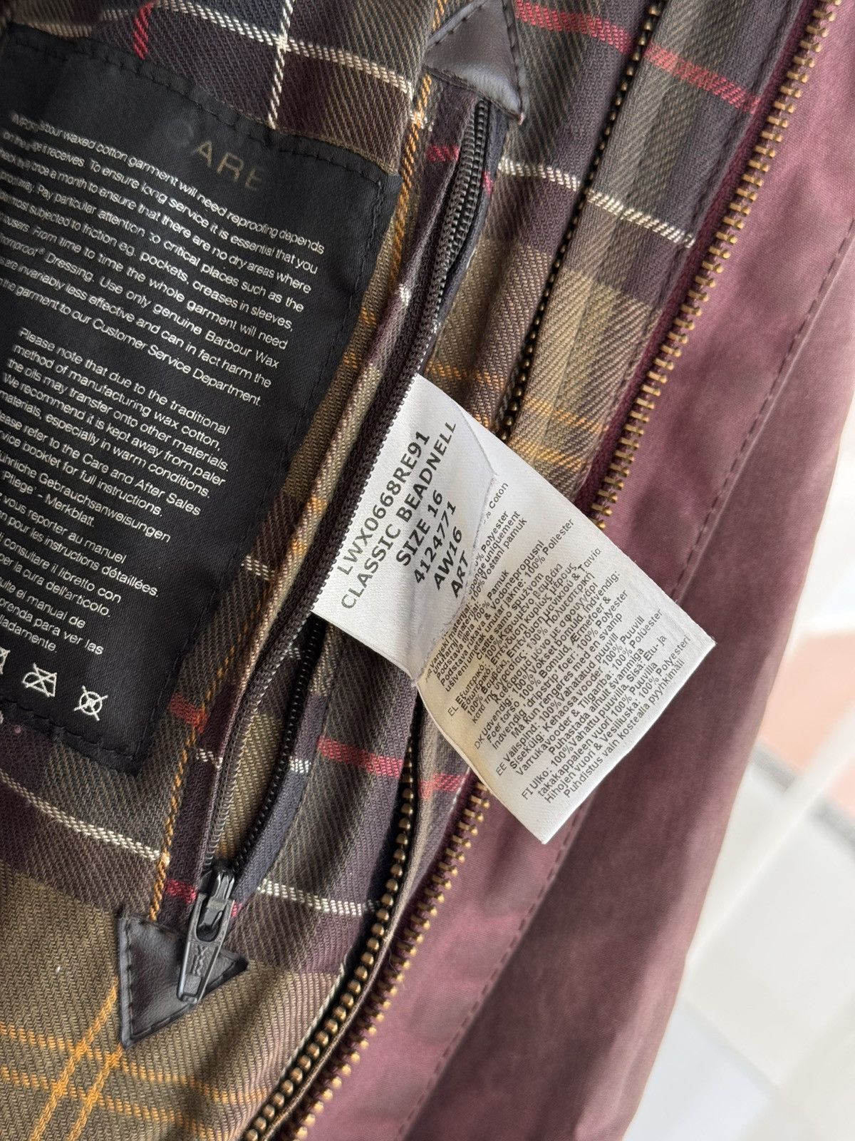 Barbour × Vintage Vintage Barbour Tartan Classic W’ Beadnell Wax Jacket Size XXL / US 16-18 / IT 52-54 - 19 Thumbnail