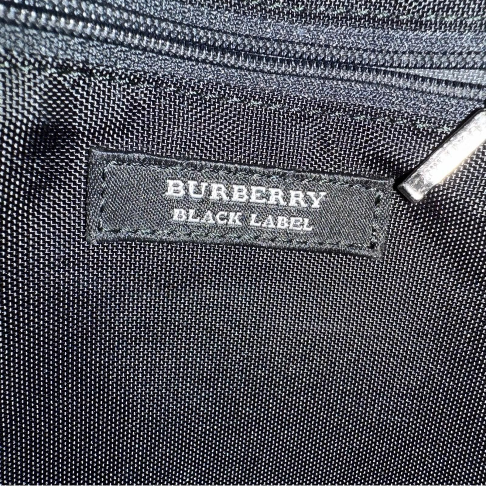 Burberry Burberry Nova Check Black Label Messenger Bag Size ONE SIZE - 7 Thumbnail