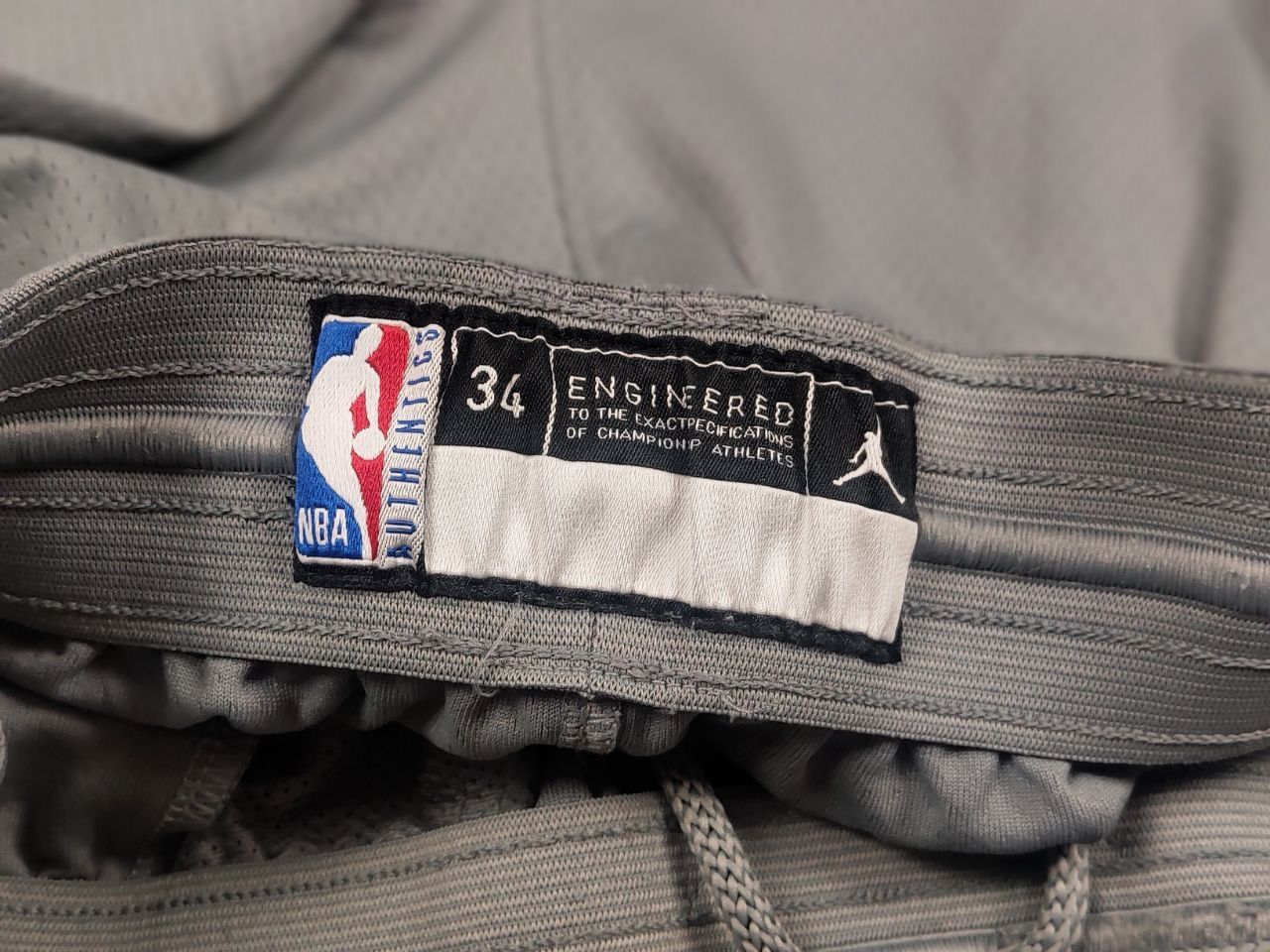 Nike Vintage Nike Air Jordan x NBA Brooklyn New York Logo Shorts Size US 32 / EU 48 - 13 Thumbnail