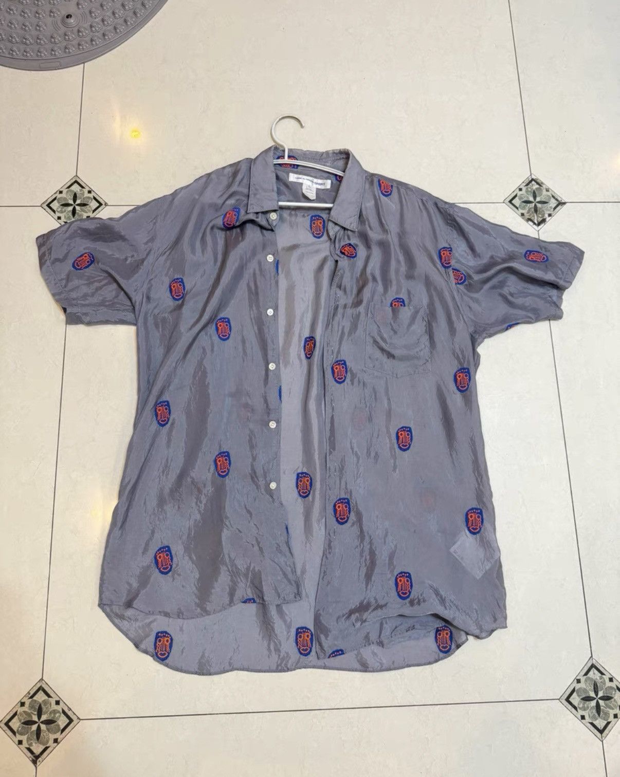 CDG by Comme des Garcons CDG Shirt Comme des Garçons Short Size US L / EU 52-54 / 3 - 1 Thumbnail