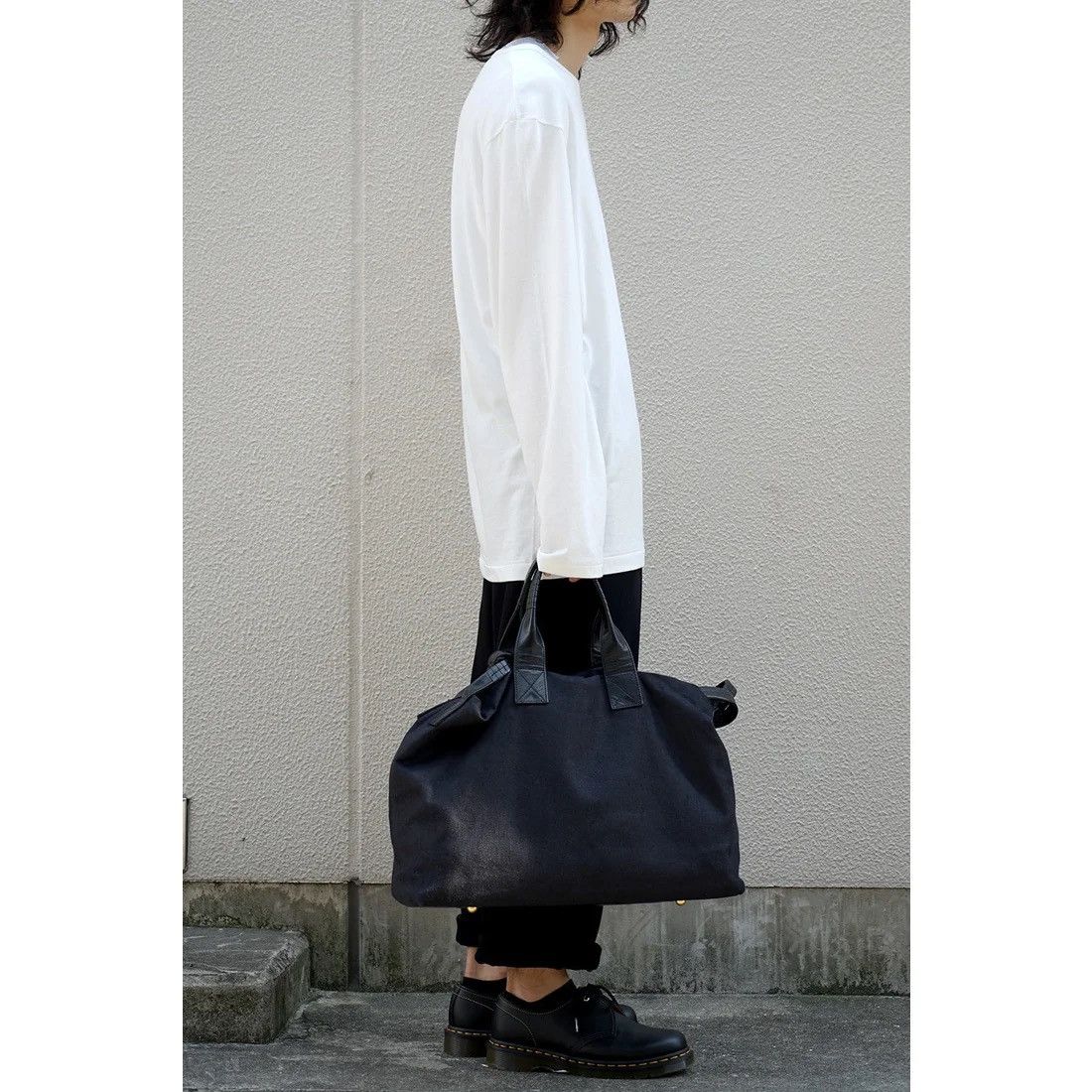 Cornelian Taurus By Daisuke Iwanaga Cornelian Taurus Black 4 Handle Shoulder Linen Tote Bag Size ONE SIZE - 11 Thumbnail