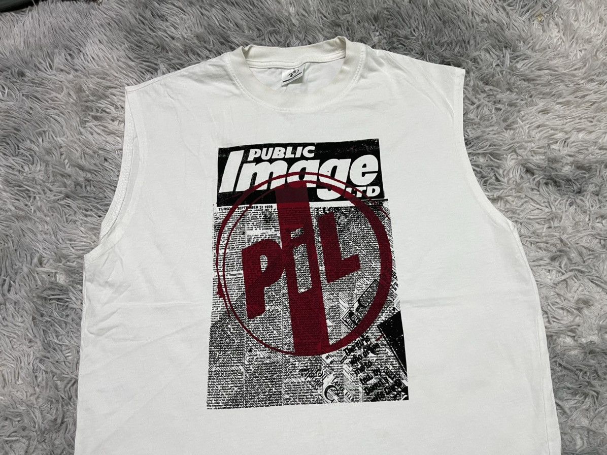 Band Tees 2000s PUBLIC IMAGE LIMITED (P.I.L) RARE DESIGN SLEEVELESS Size US M / EU 48-50 / 2 - 4 Thumbnail