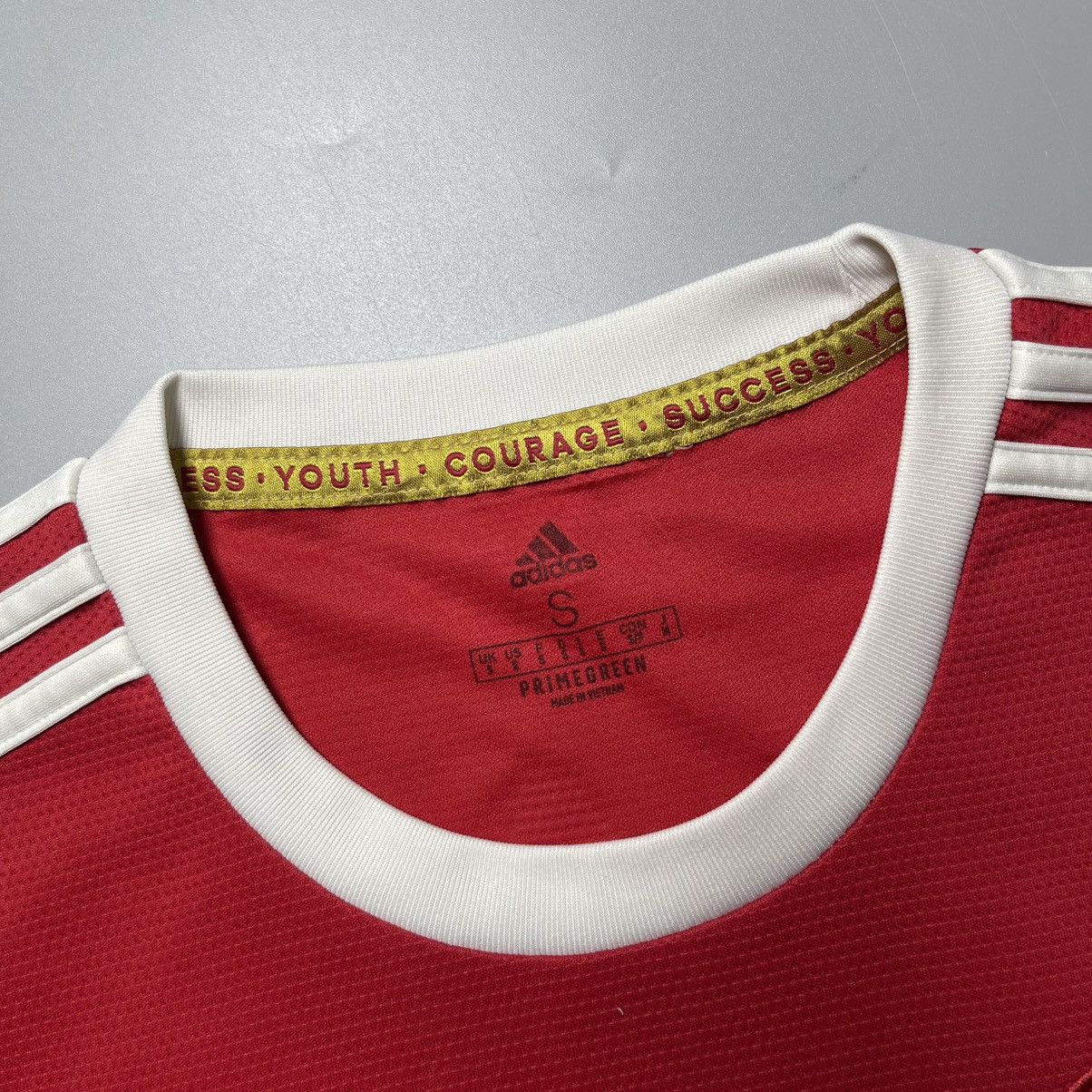 Vintage MAN UNITED ADIDAS 2021/2022 FOOTBALL HOME JERSEY #7 RONALDO Size US S / EU 44-46 / 1 - 6 Thumbnail