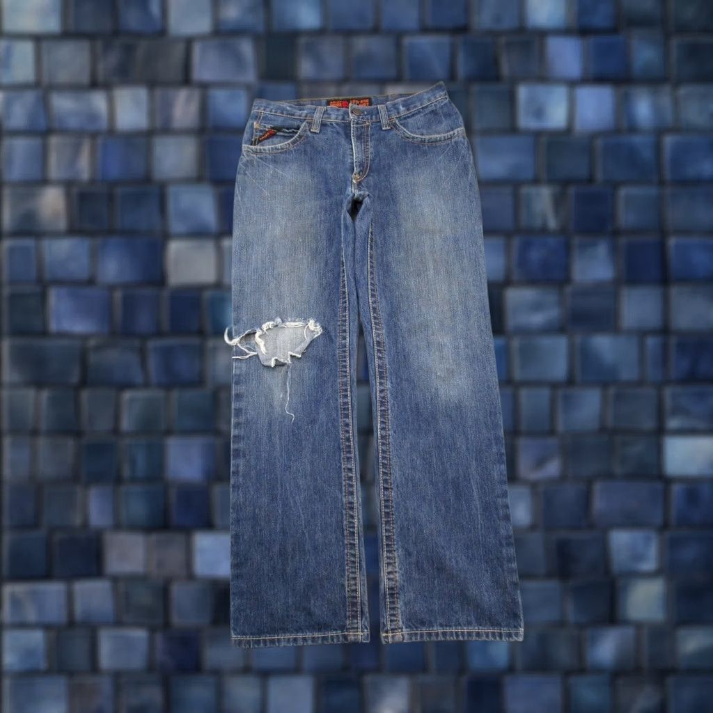 Ariat Ariat Jeans Blue Flame-Resistant M4 Low Rise Boot Cut 31x32 Men’s Denim 5-Pocket Slim Regular USA Cowboy Southwestern Size US 31 - 1 Thumbnail