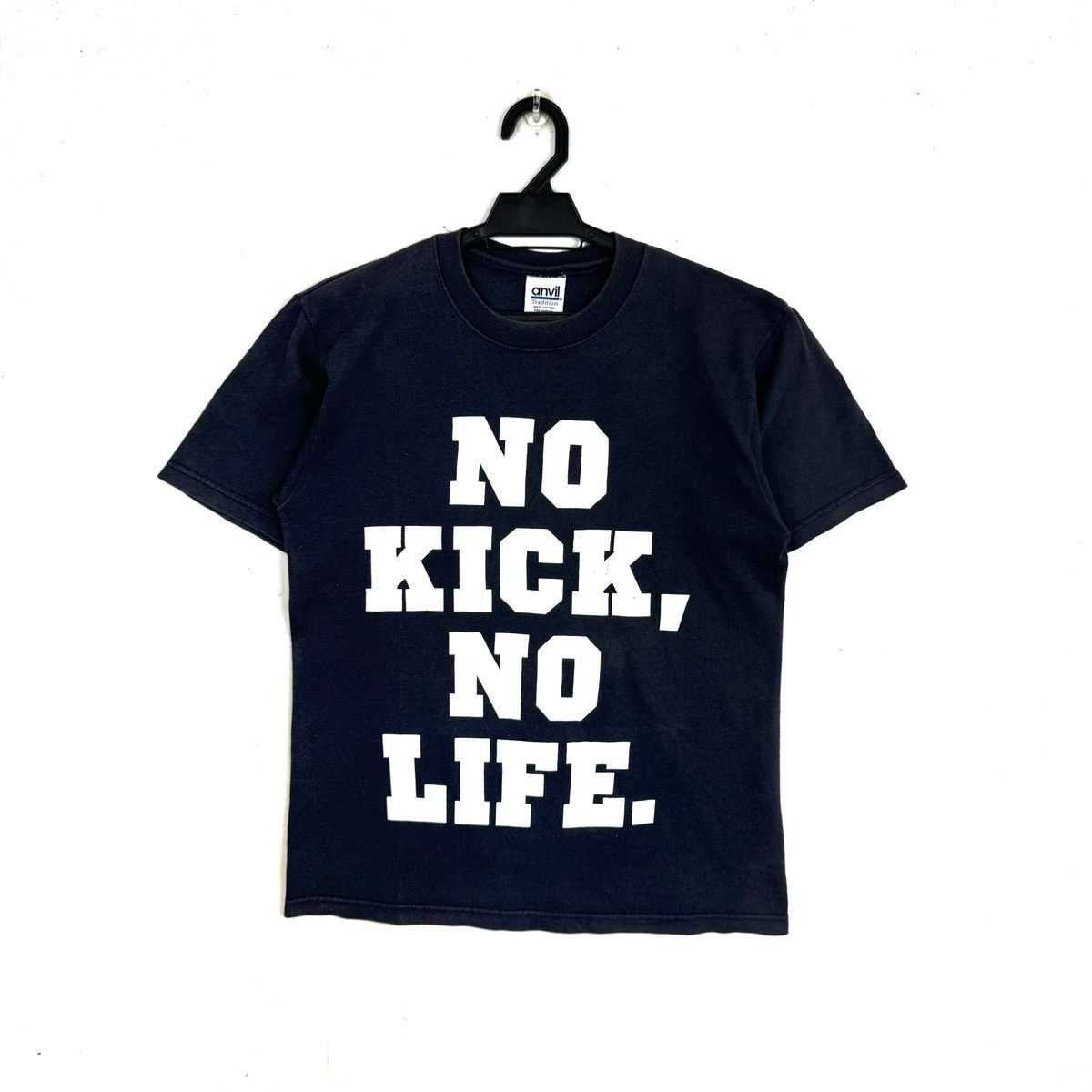 Anvil × Vintage Vintage 90s Riki Onodera Japanese Kickboxer Tshirt Size US S / EU 44-46 / 1 - 1 Thumbnail