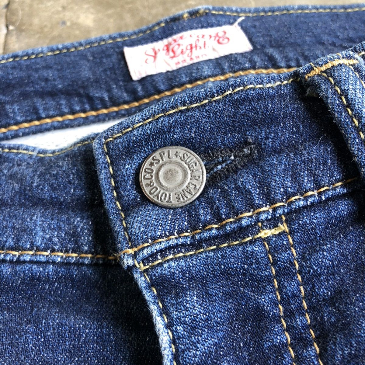 Sugar Cane Vintage Sugar Cane W32 Light Distressed Denim Jeans Pants Size US 31 - 12 Thumbnail