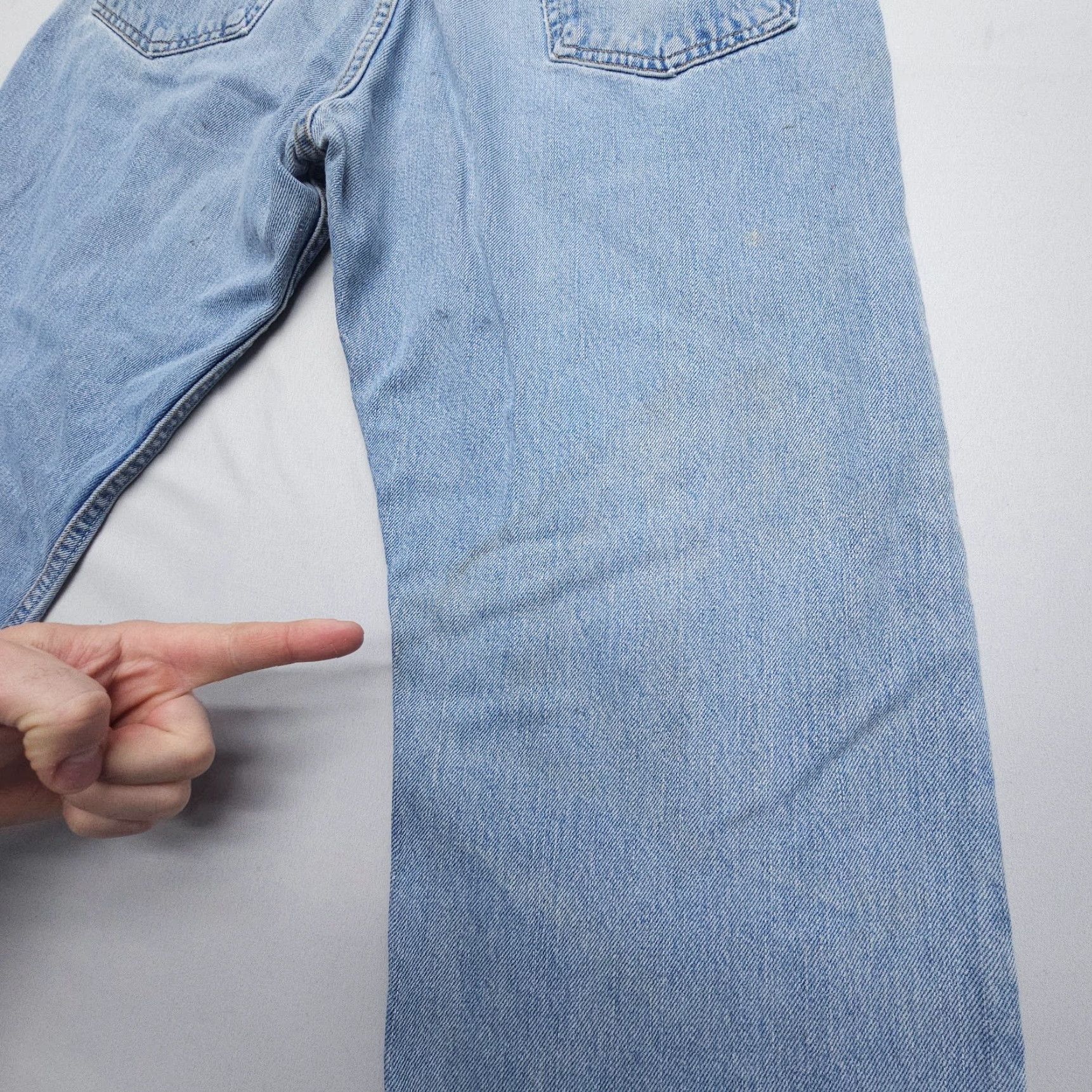 Levi's VINTAGE Levi's 505 Jeans Men 36 x 30 Blue Distressed Stains 2000s Straight Denim Cotton Regular 5-Pocket Levi's 500 Series Mens Size US 36 / EU 52 - 4 Thumbnail