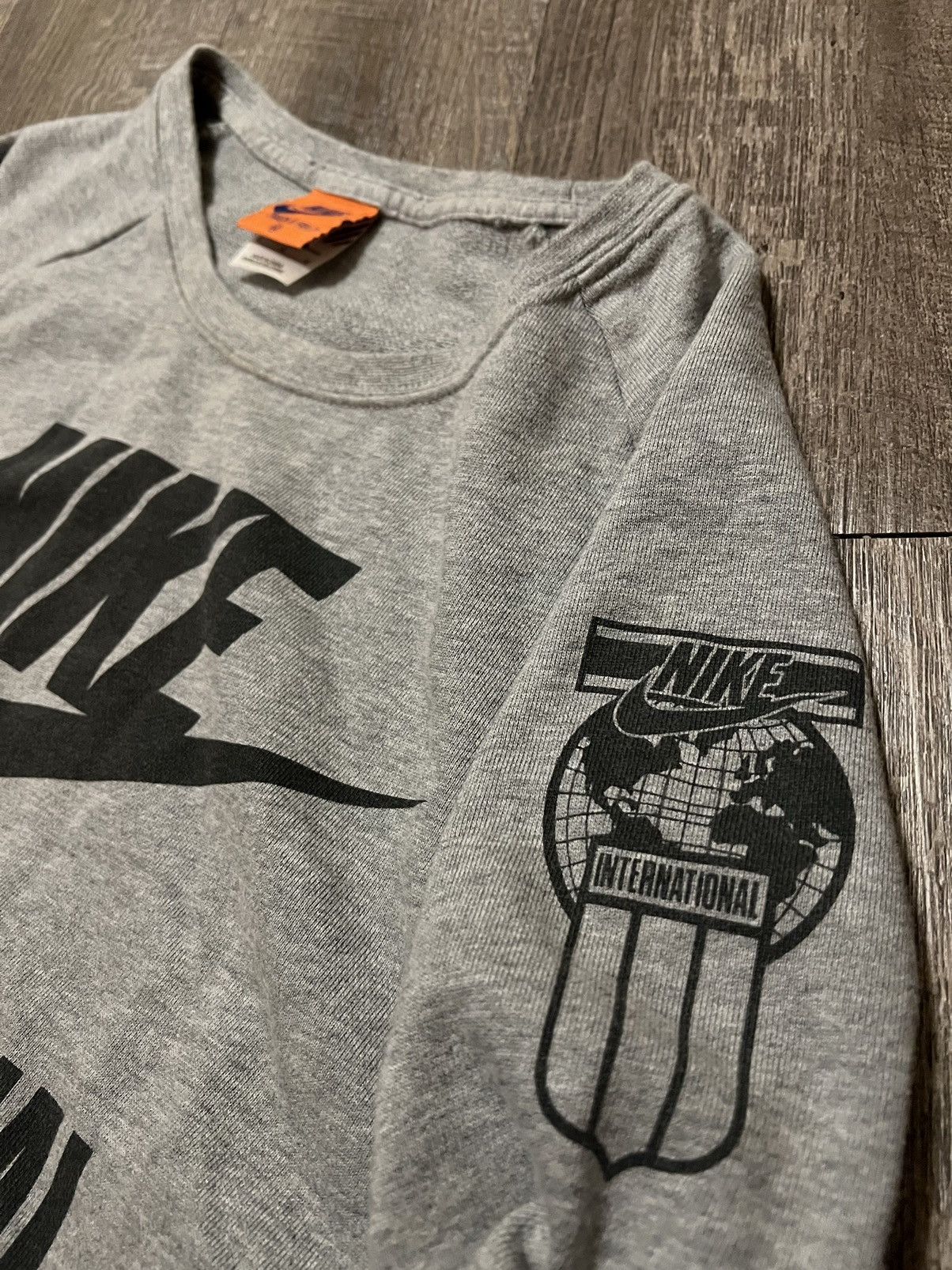 Nike Nike International Track and Field Crewneck Sweater Size US M / EU 48-50 / 2 - 3 Thumbnail