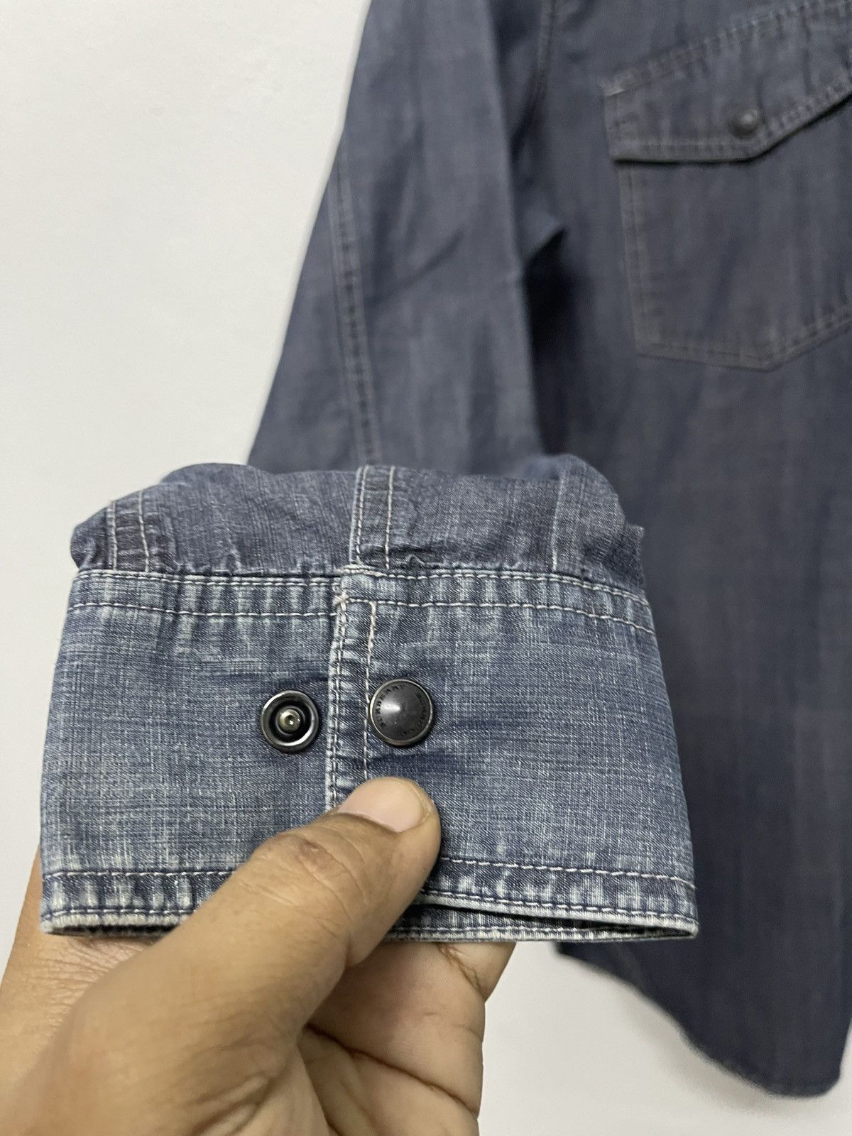 Burberry 90s BURBERRY LONDON DENIM SNAP BUTTON UP SHIRT Size US M / EU 48-50 / 2 - 5 Thumbnail