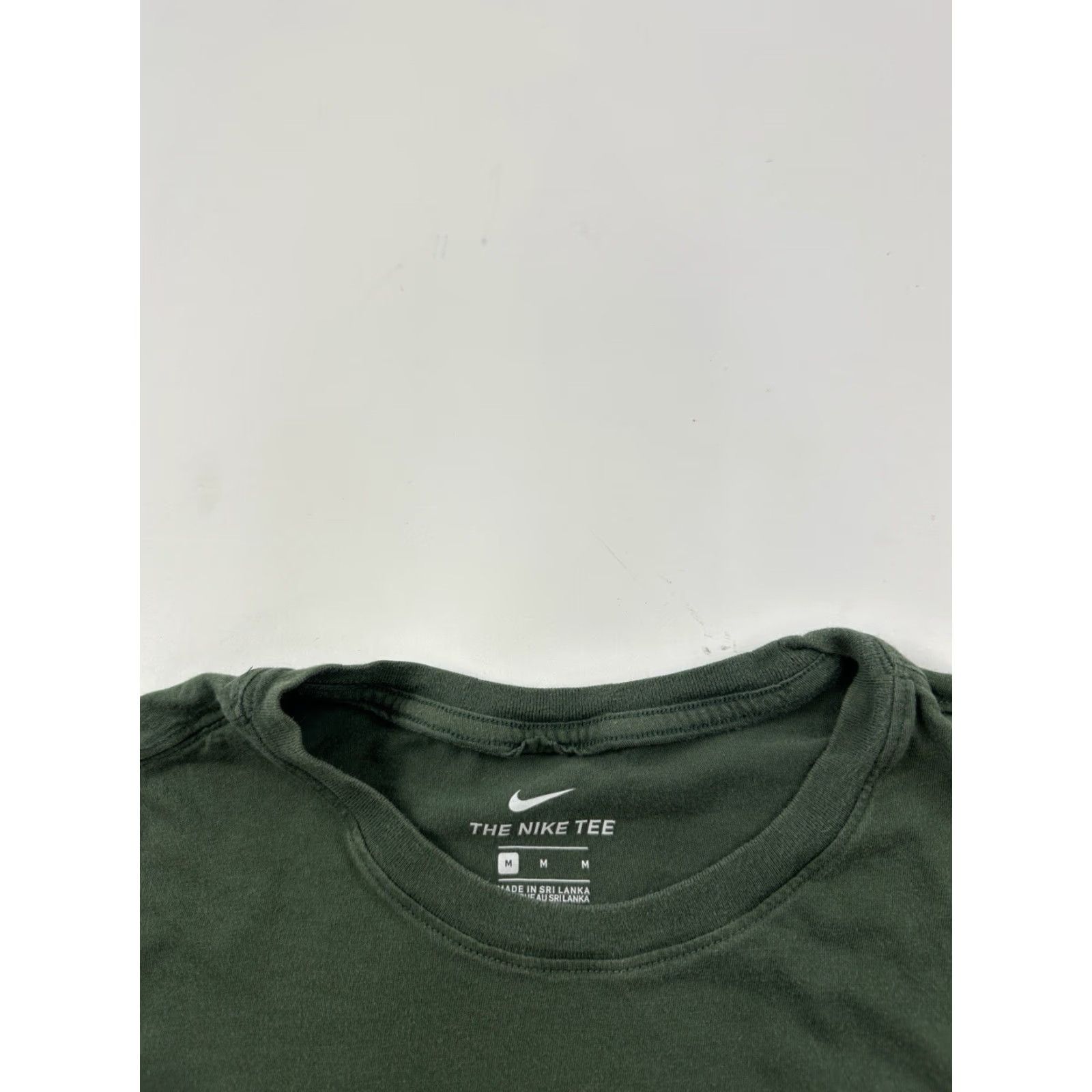 Nike Nike Shirt Mens Medium Green Short Sleeve Logo Tee Size US M / EU 48-50 / 2 - 3 Thumbnail