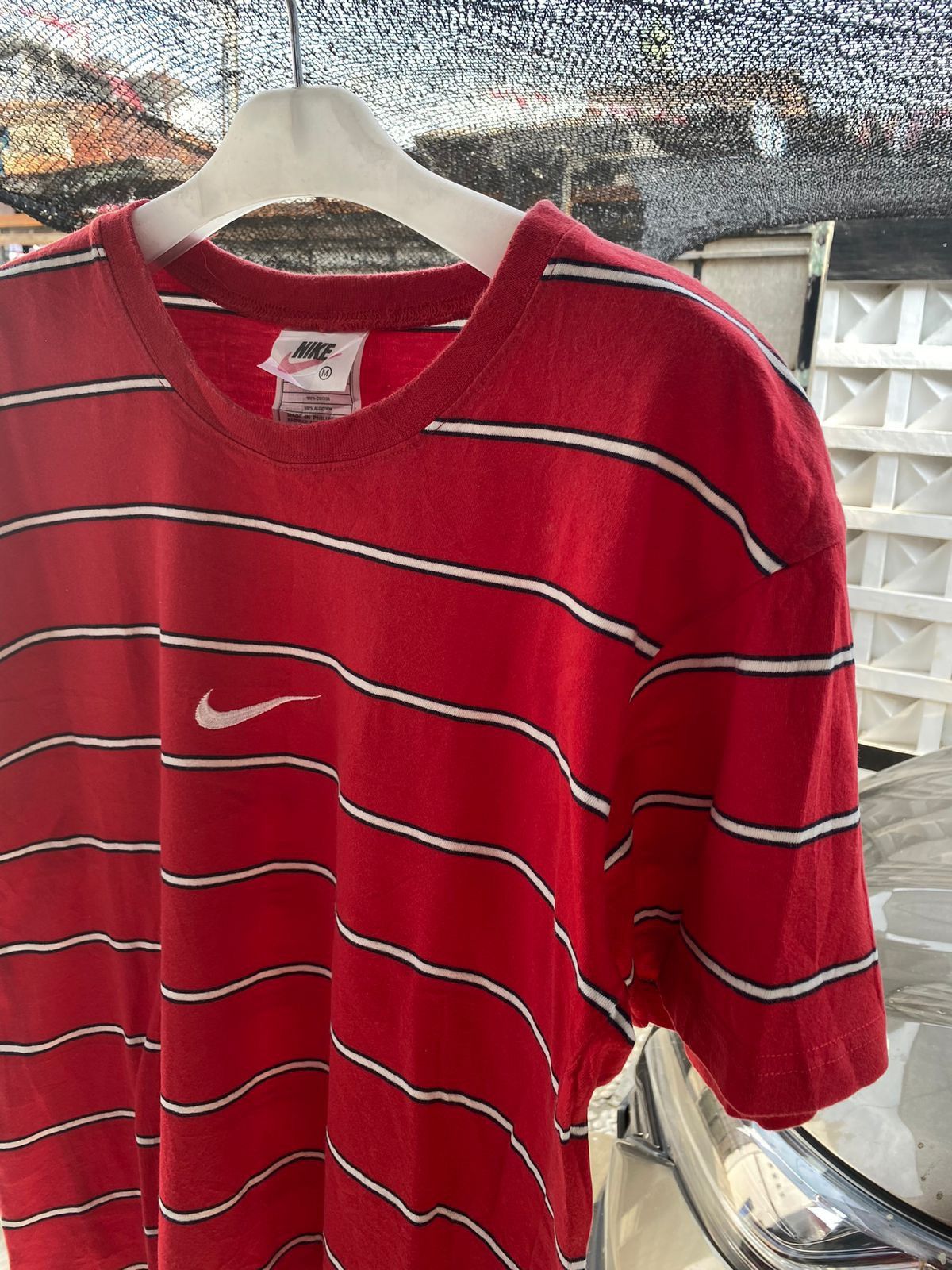 Nike × Vintage 💸NEED GONE💸vintage 90s nike center logo stripe tshirt Size M / US 6-8 / IT 42-44 - 2 Thumbnail