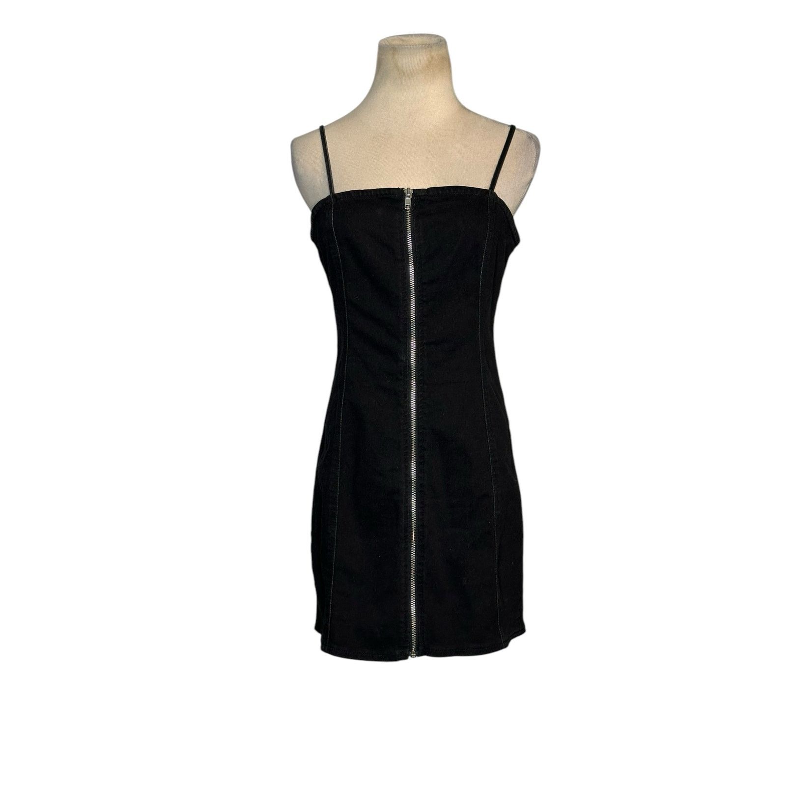 Forever 21 FOREVER 21 black zippered bodycon mini dress size Medium Size M / US 6-8 / IT 42-44 - 12 Thumbnail