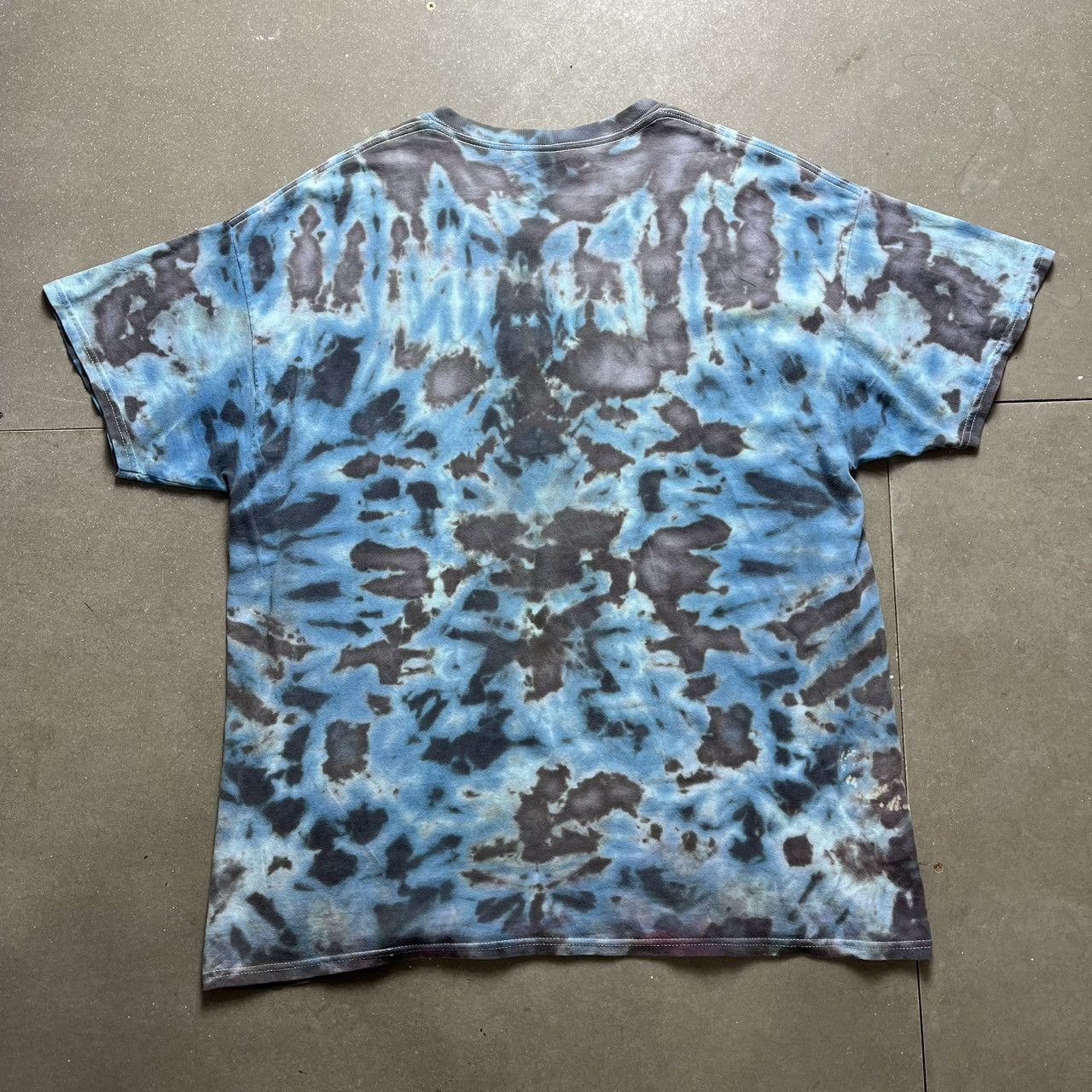 Vintage Vintage Magic Mushroom Tie Dye T-shirt 90s Size US XL / EU 56 / 4 - 2 Thumbnail
