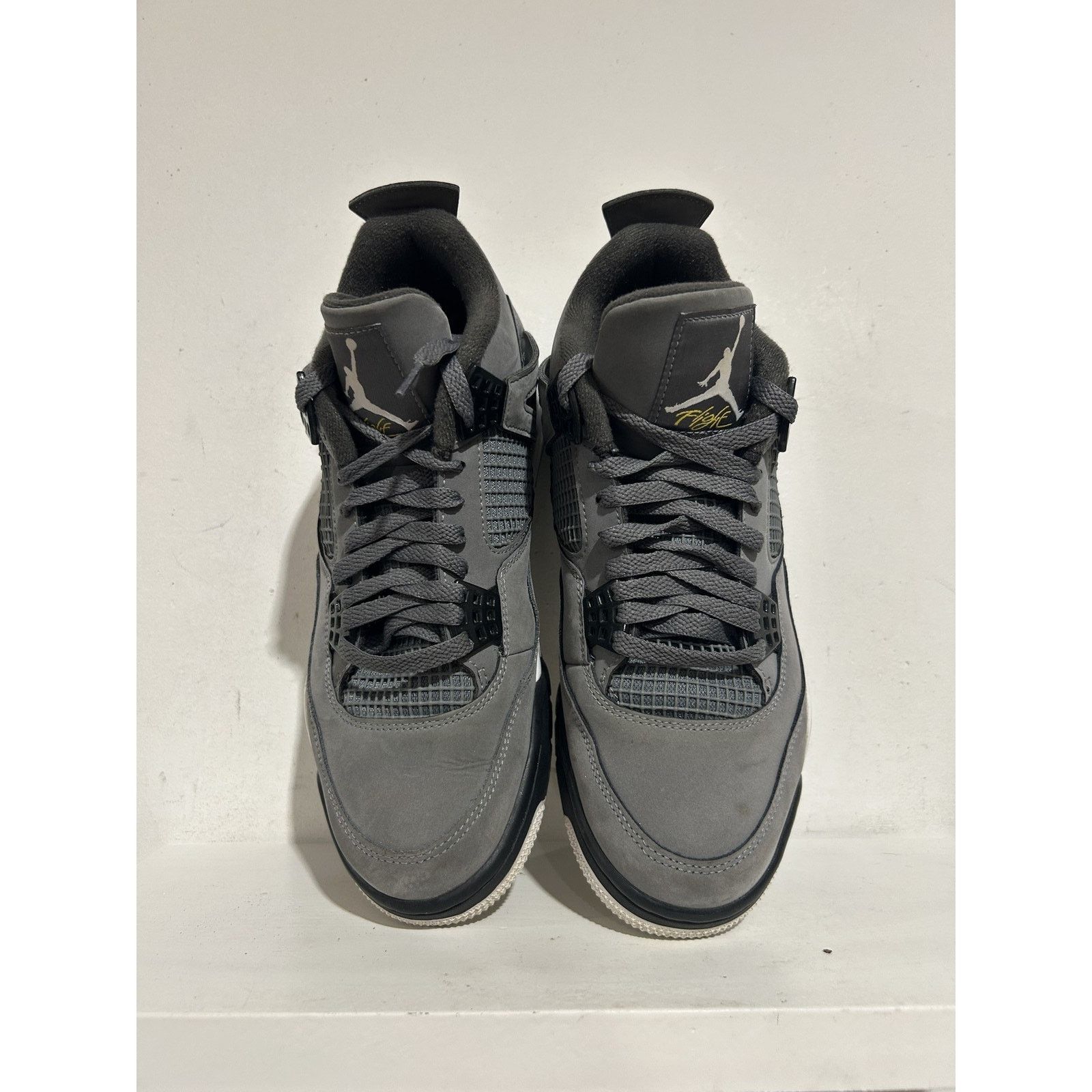 Jordan Brand NIKE JORDAN 4 COOL GREY 2019 SIZE 9.5 PREOWNED Size US 9.5 / EU 42-43 - 4 Thumbnail