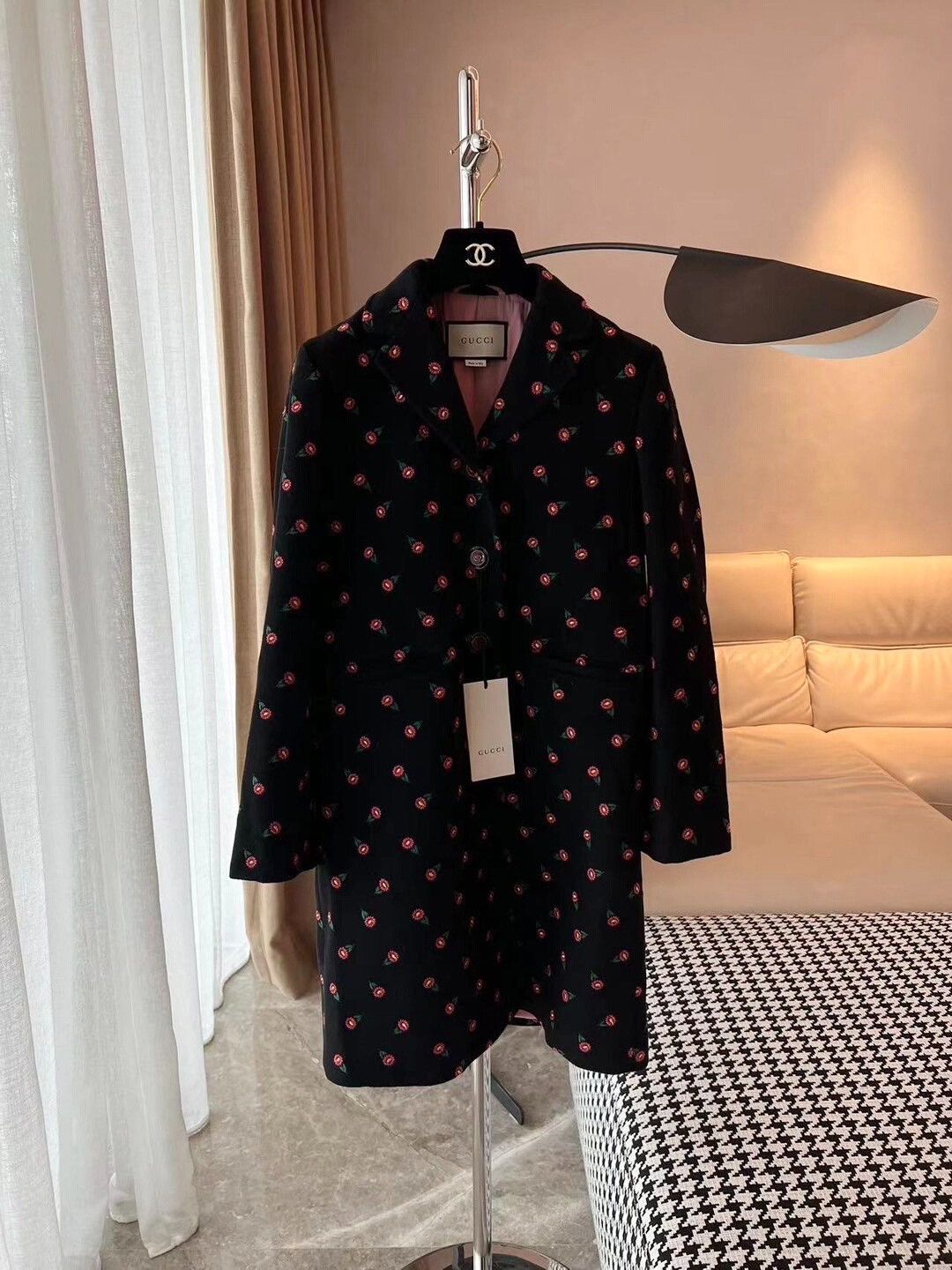Gucci Gucci Floral Embroidered Wool Coat Size S / US 4 / IT 40 - 1 Thumbnail