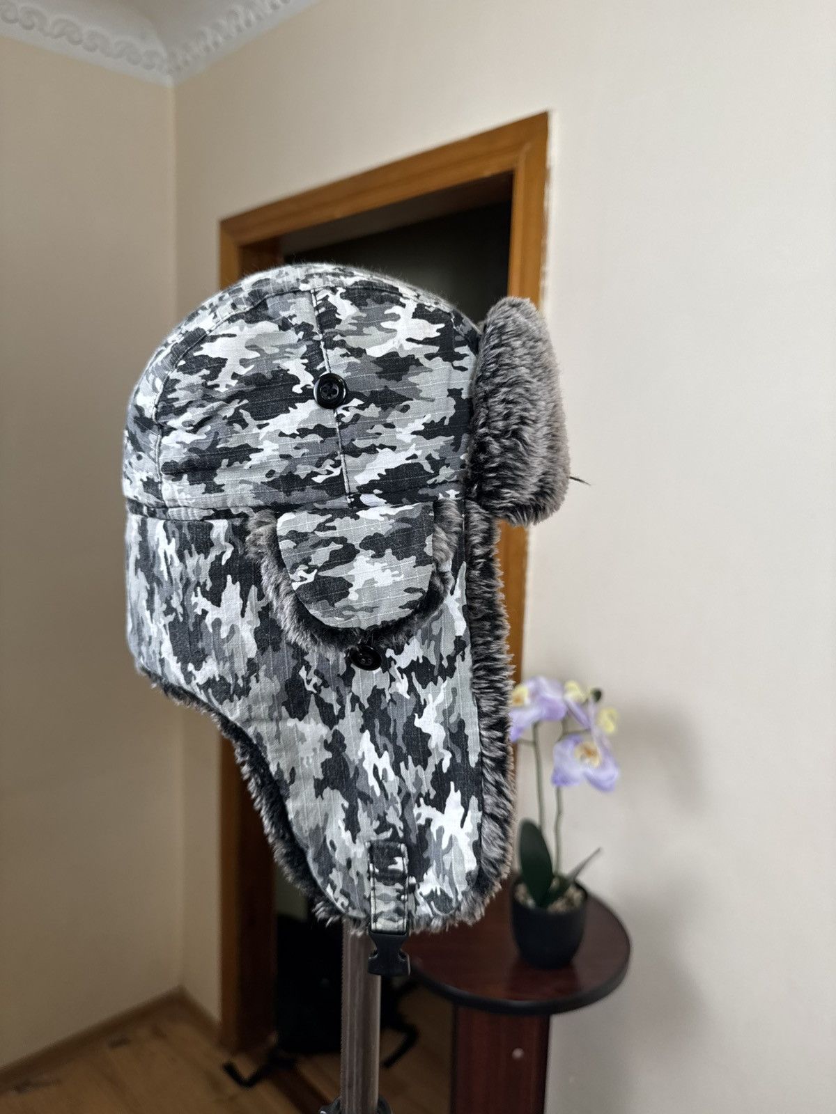 No Fear No Fear Ushanka Mohair Fuzzy Paint Hat Camo Crazy Y2K Winter Size ONE SIZE - 13 Thumbnail