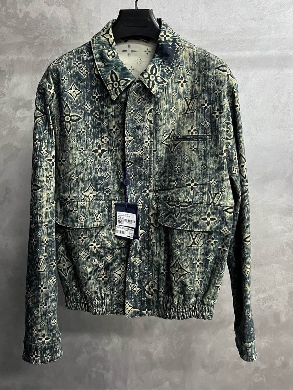 Louis Vuitton Louis Vuitton Monogram Denim Jacket Size L Size US L / EU 52-54 / 3 - 1 Thumbnail