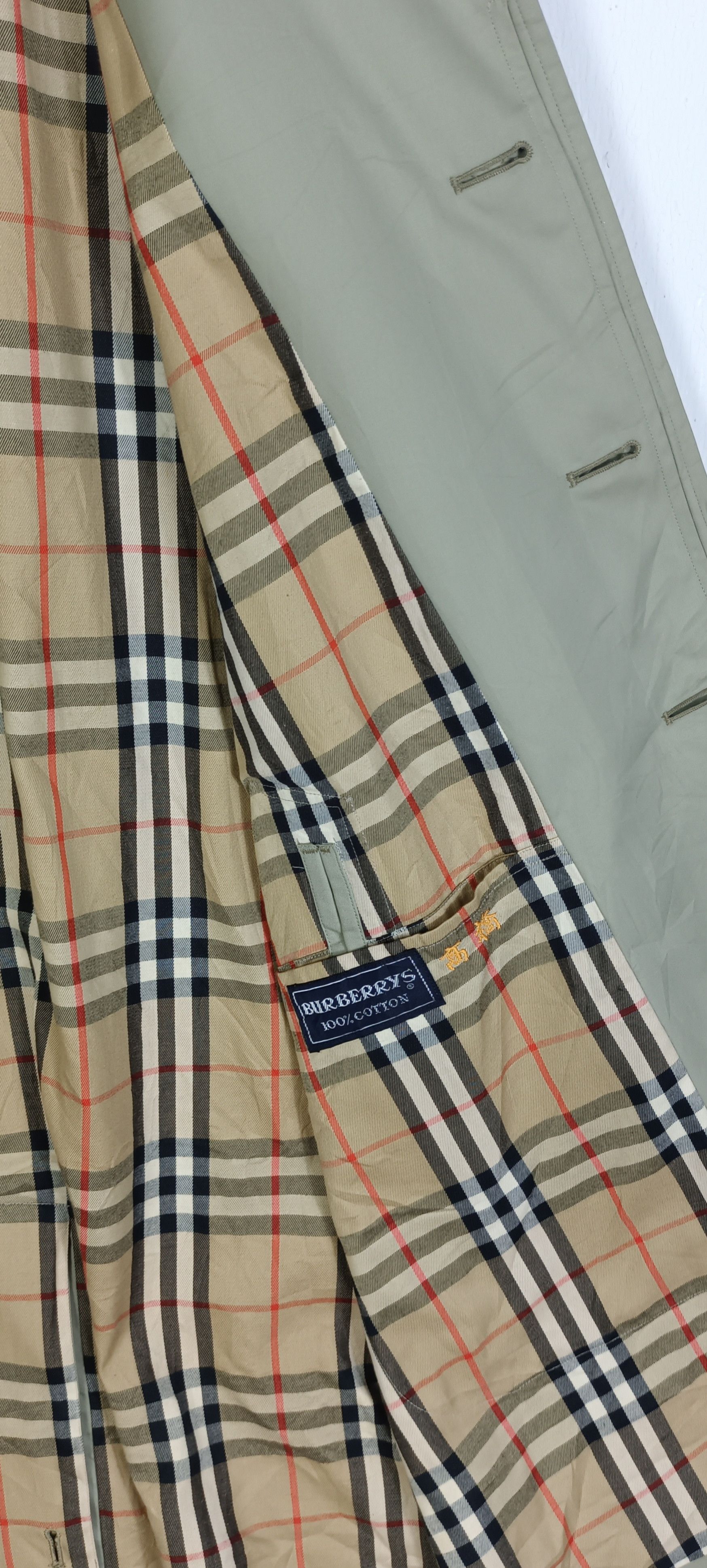 Burberry Vintage Burberrys London Nova Check 46 Short C95B Size US L / EU 52-54 / 3 - 10 Thumbnail
