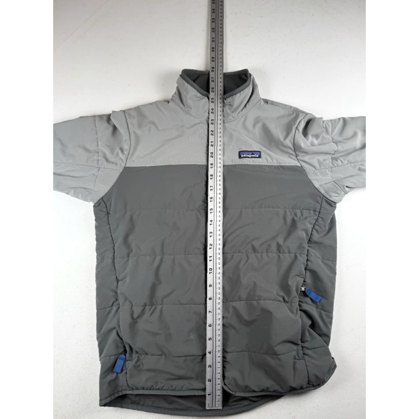 Patagonia Patagonia Jacket Mens Small Full Zip Quilted Grey Outdoors Puffer Jacket Zip Regular Men Fashion Outdoor Size US S / EU 44-46 / 1 - 6 Thumbnail