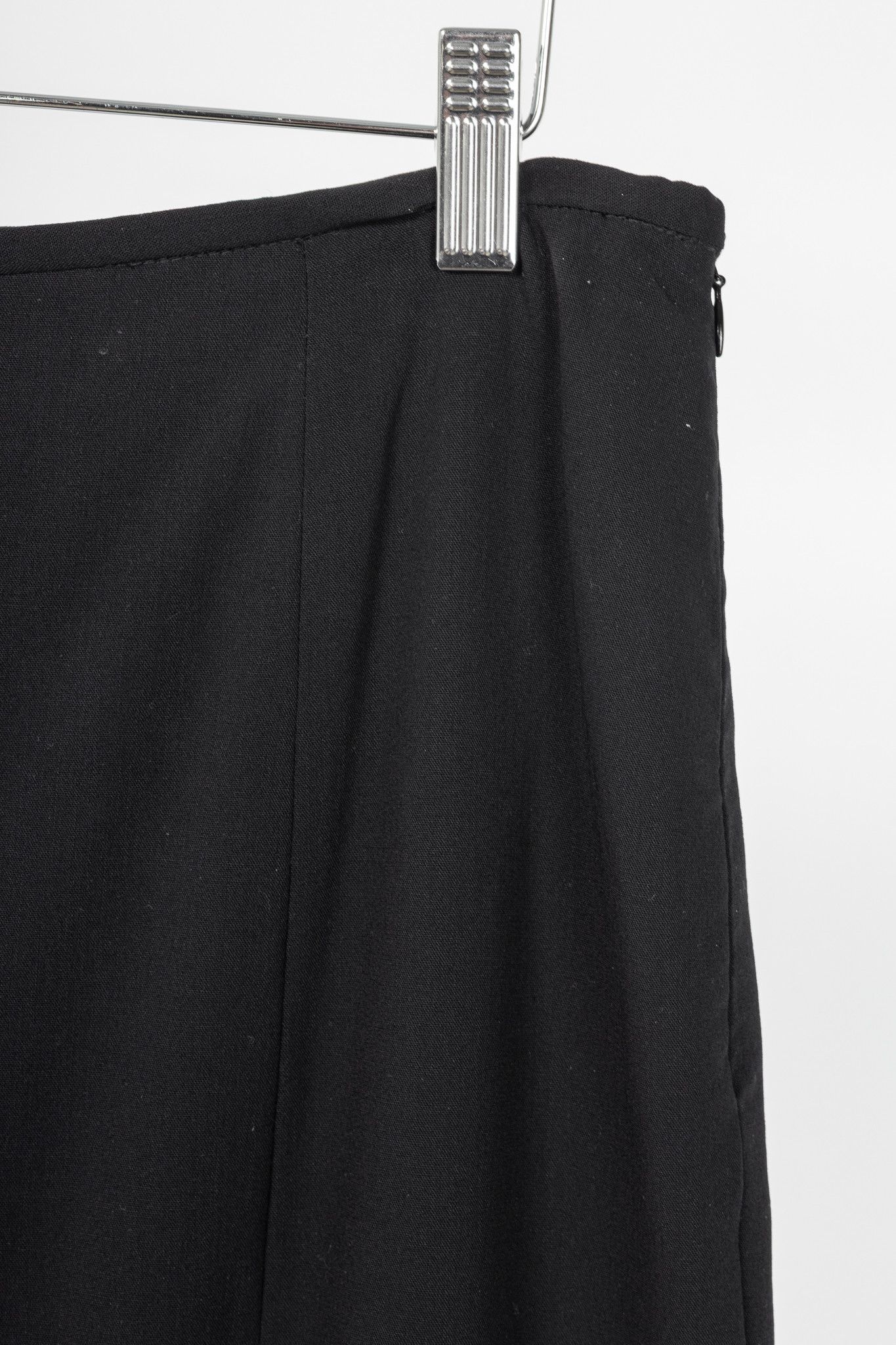 Escada Escada Black Wool-Crepe Fringe-Hem Pencil Skirt Size 32" / US 10 / IT 46 - 4 Thumbnail