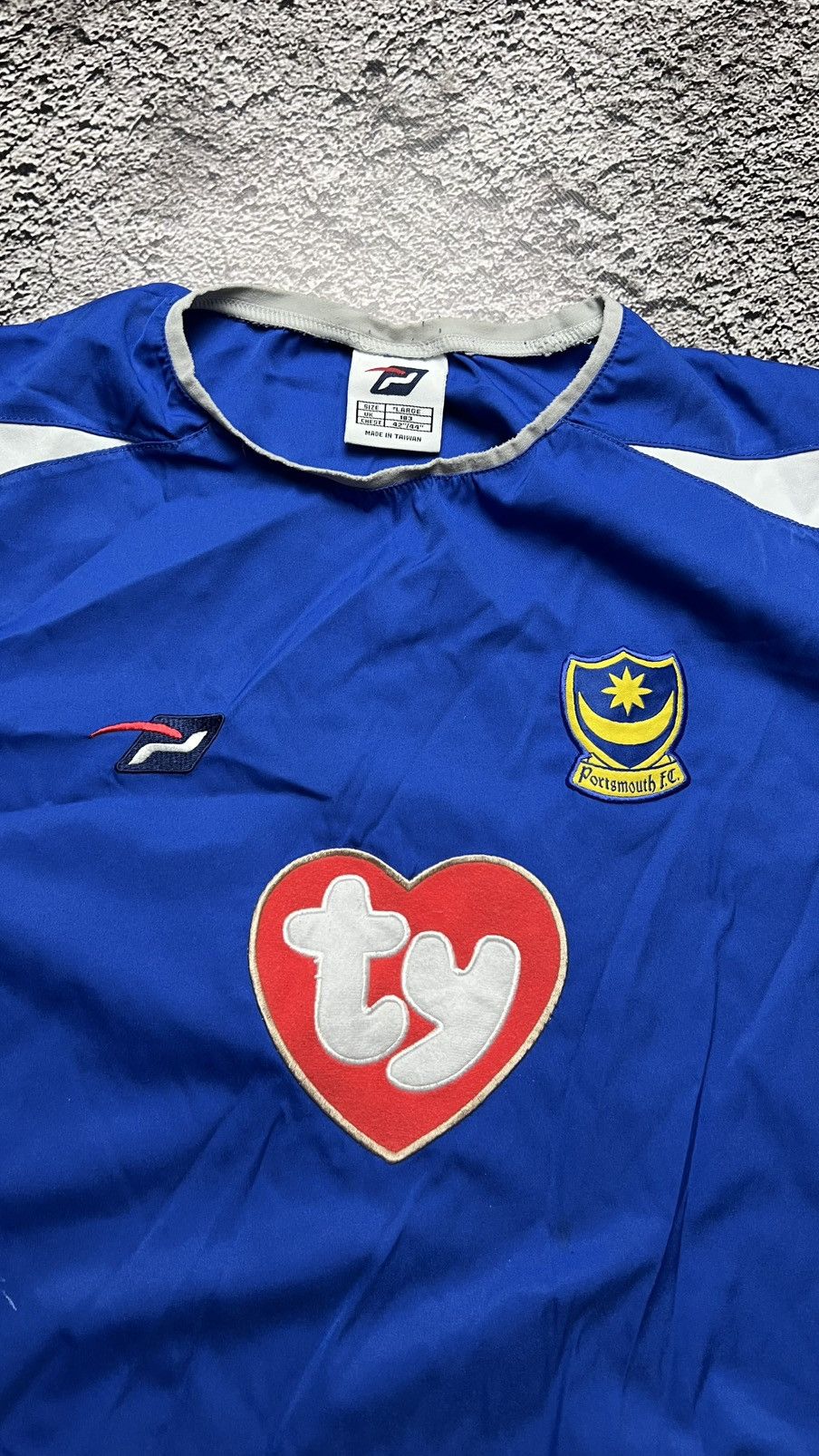 Other 2003-2005 Portsmouth jersey Size US L / EU 52-54 / 3 - 3 Thumbnail
