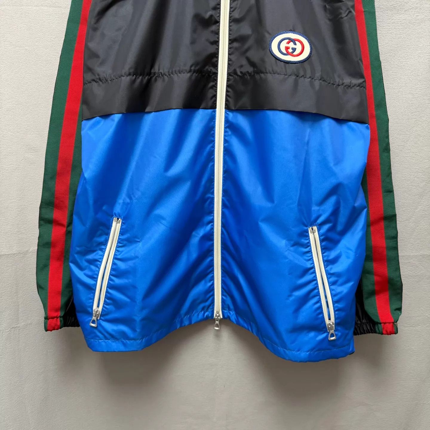 Gucci Gucci Black & Blue Logo Jacket 44 (99 New, Worn Once) Size US S / EU 44-46 / 1 - 3 Thumbnail