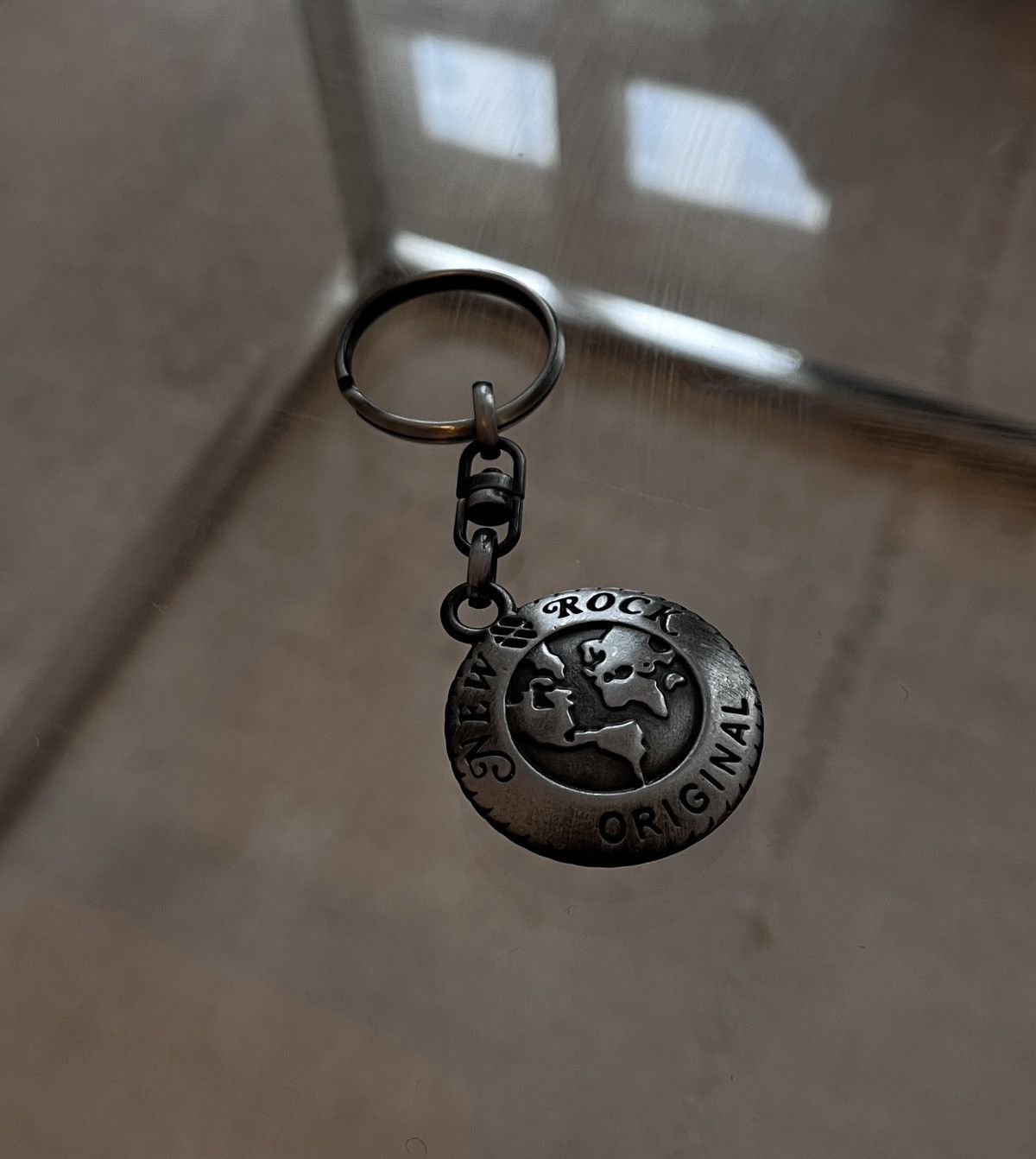 New Rock 🔥Authentic NEW ROCK BIG LOGO KEY CHAIN Size ONE SIZE - 5 Thumbnail