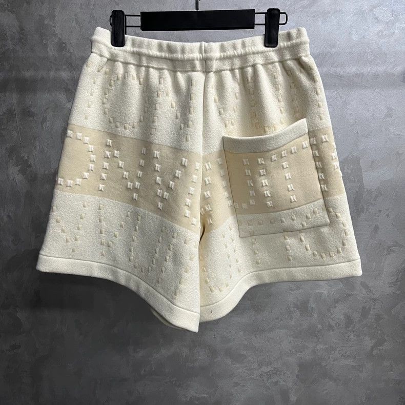 Louis Vuitton Louis Vuitton size m Beige Letter Print Straight Leg Shorts Size US 30 / EU 46 - 2 Thumbnail