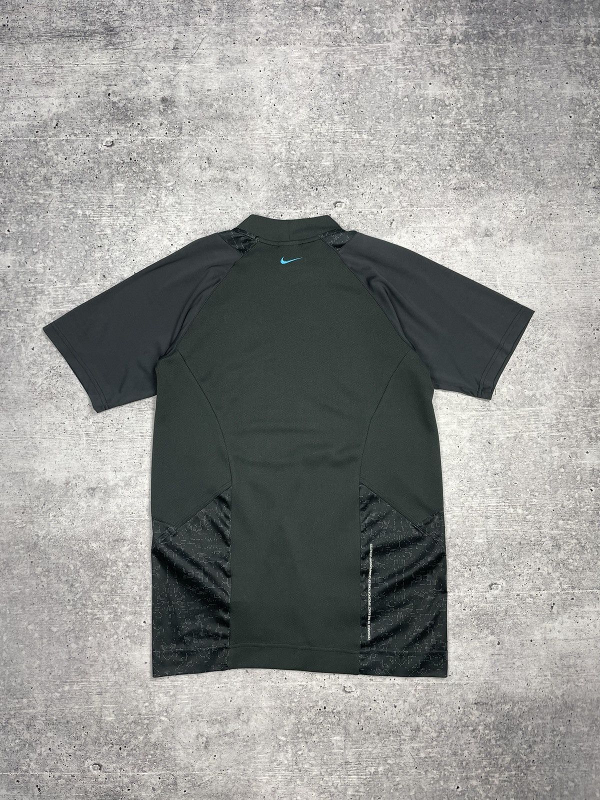 Nike × Vintage Vintage Nike Air LTD Y2K Style Big Logo Central Swoosh Tee Size US S / EU 44-46 / 1 - 14 Thumbnail