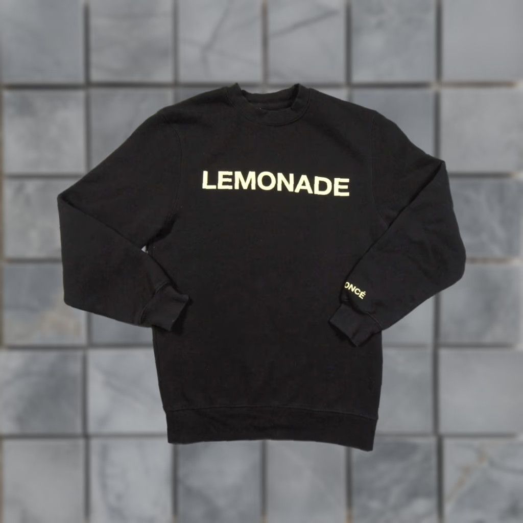 Vintage Beyonce Sweatshirt Mens Small Black Cotton Fleece Logo Lemonade Hip Hop Music Mens Size US S / EU 44-46 / 1 - 1 Thumbnail