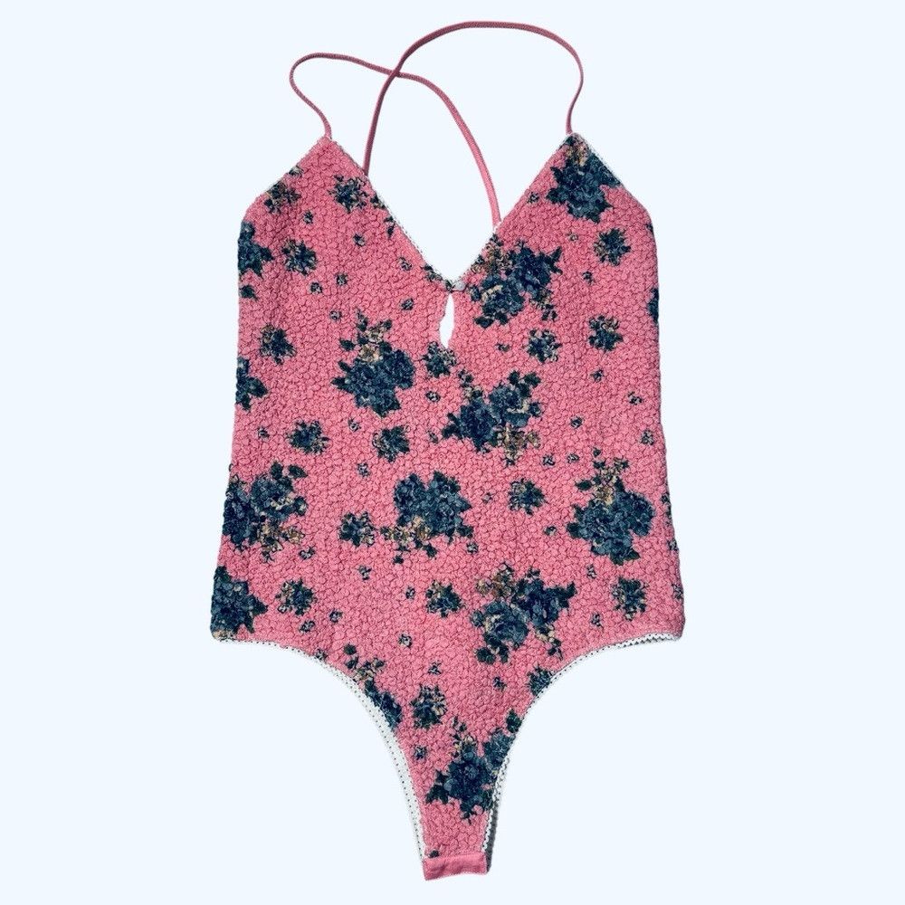 Free People NWT New Free People Seaside Rose Peony Combo Bodysuit Size Size XS / US 0-2 / IT 36-38 - 2 Thumbnail