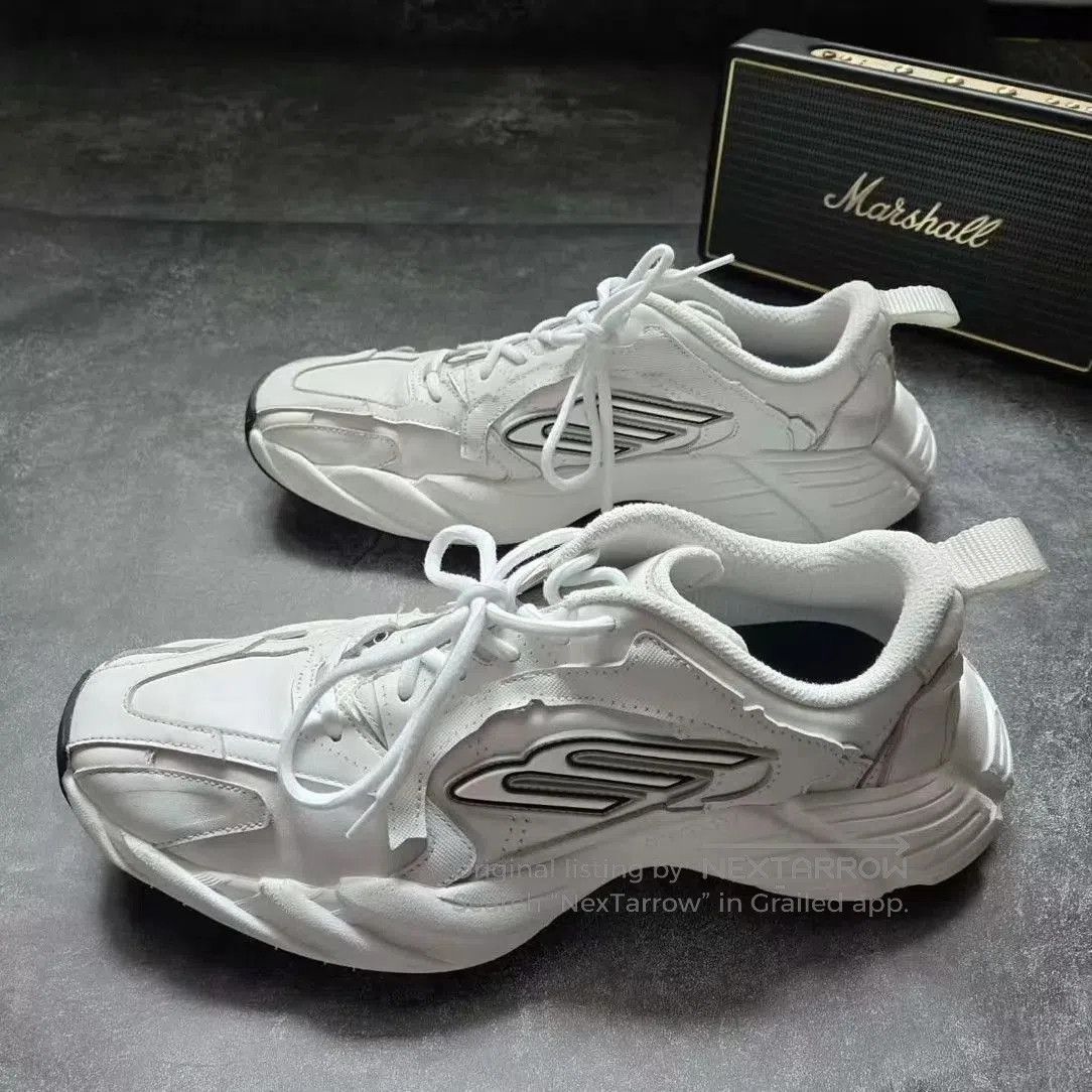 Balenciaga White Chunky Low-Top Sneakers Size 9. Size US 9 / EU 42 - 1 Thumbnail