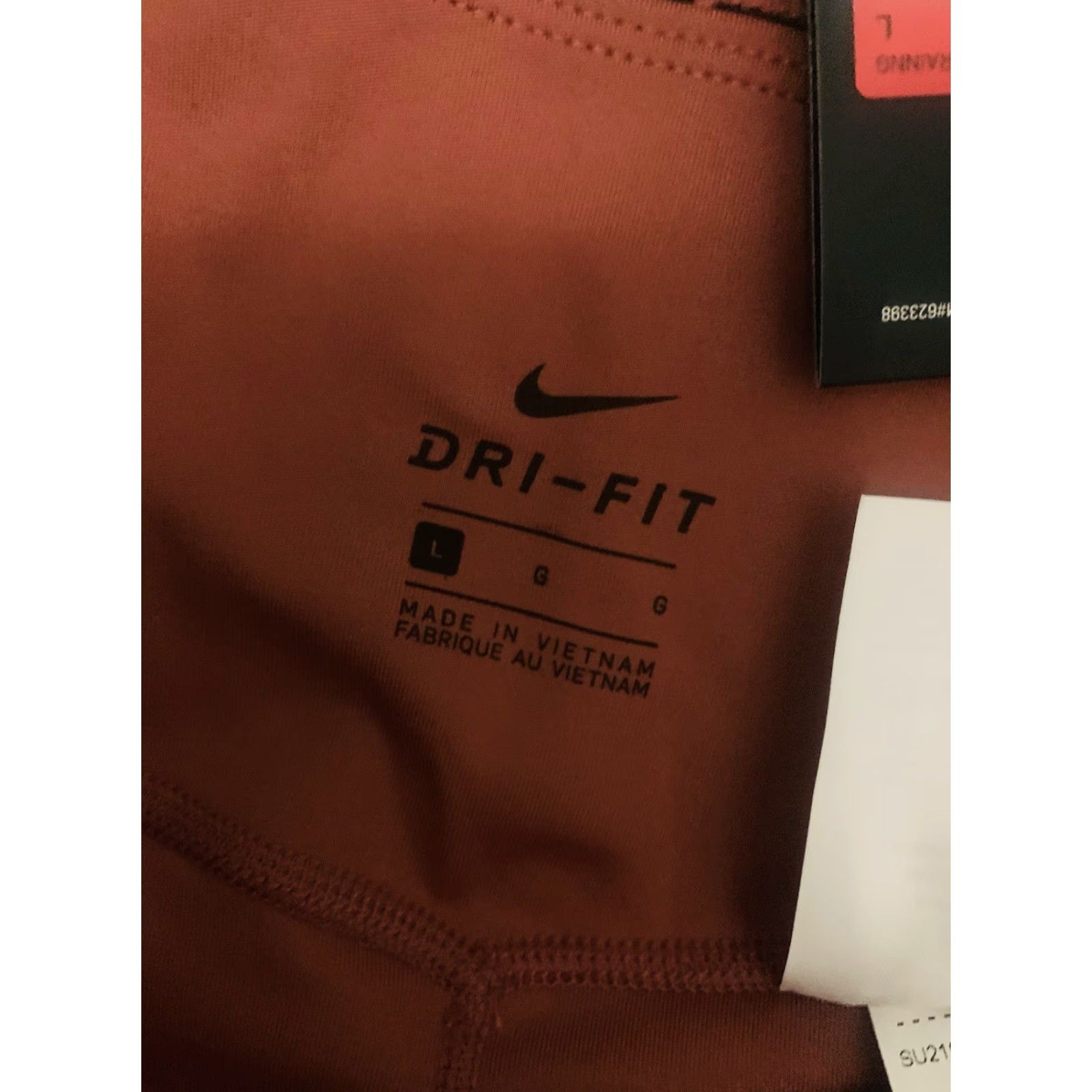 Nike **Nike Pink Tight Fit Performance Leggings** User: **Nike Tight Fit Pink Performance Leggings** Size 36" / US 14 / IT 50 - 3 Thumbnail
