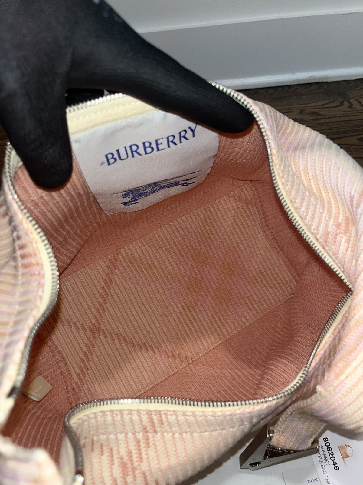 Burberry Burberry Medium Peg Bag Size ONE SIZE - 17 Thumbnail