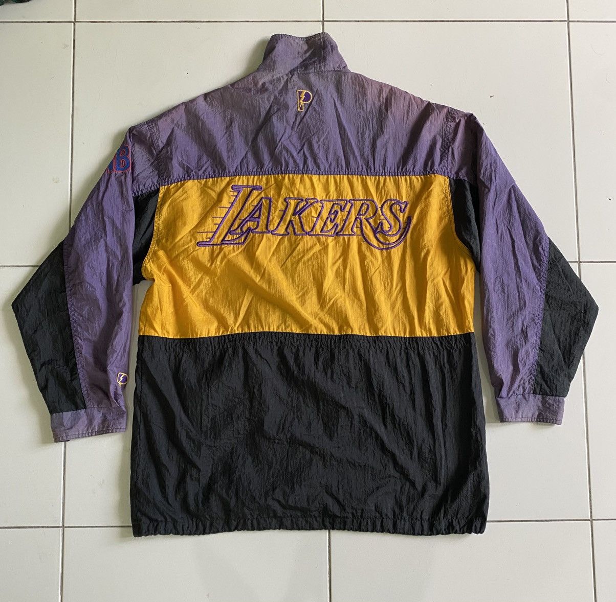 NBA Vintage LosangelesLakers Basketball Coloublock Shell Jacket Size US XL / EU 56 / 4 - 2 Thumbnail
