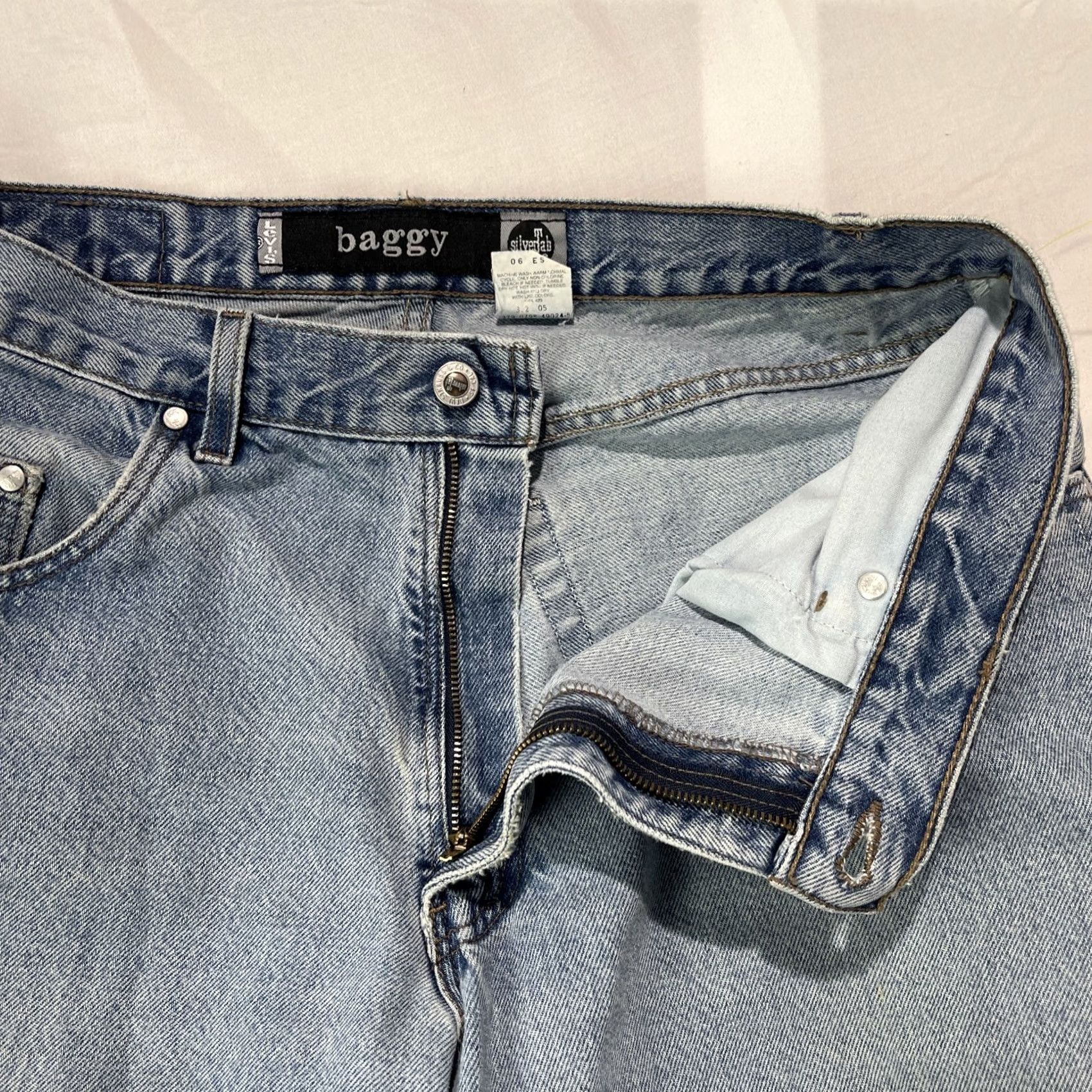 Vintage VINTAGE Levis SilverTab Jeans Mens 34x34 Baggy Skater Grunge 90s USA Size US 34 / EU 50 - 5 Thumbnail