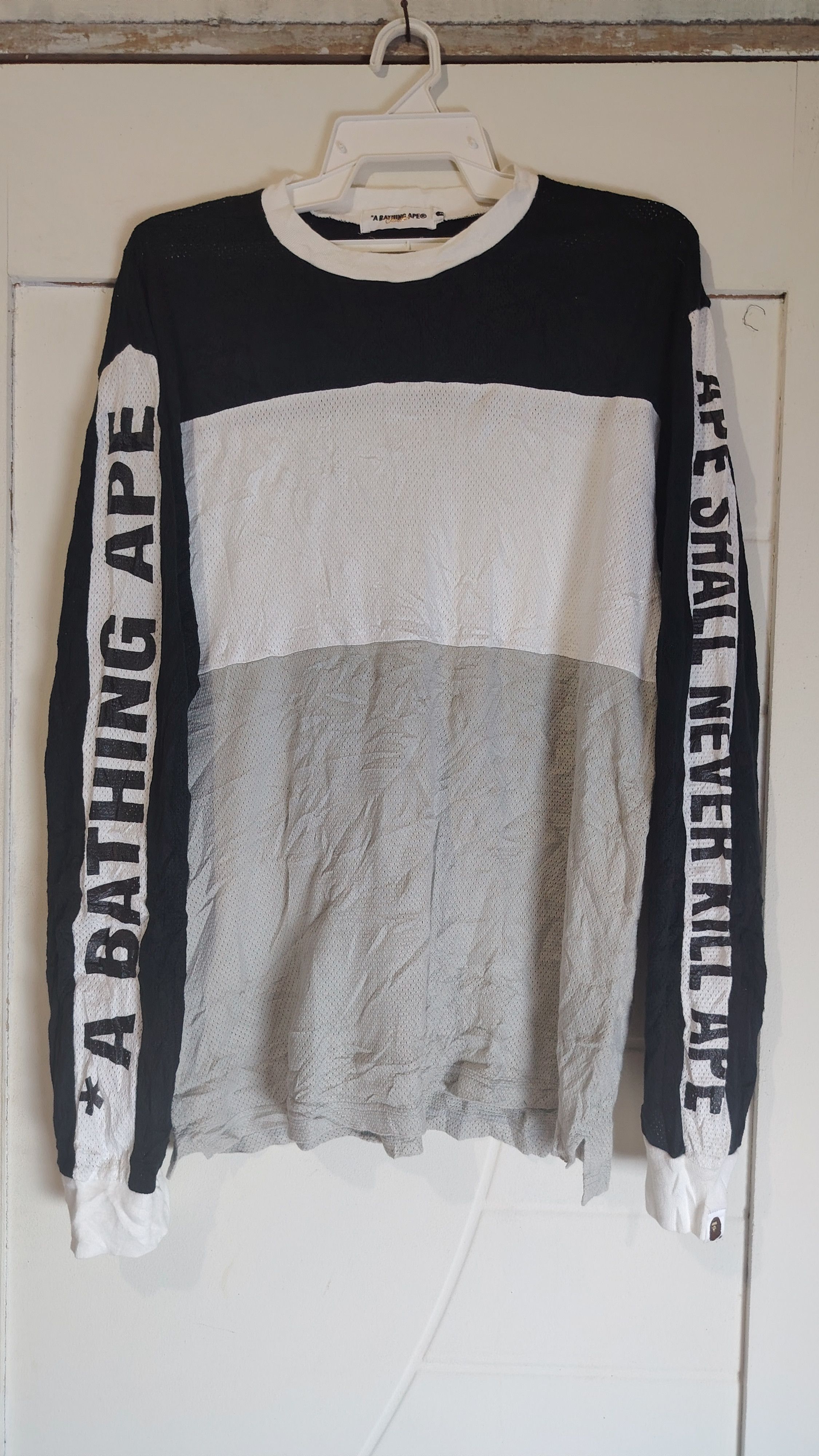 Bape VINTAGE *A Bathing Ape Classic LONG sleeve Size US M / EU 48-50 / 2 - 1 Thumbnail