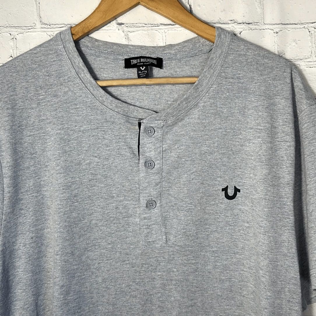 True Religion True Religion Mens Gray Henley Button up size XL New without tags Size US XL / EU 56 / 4 - 2 Thumbnail