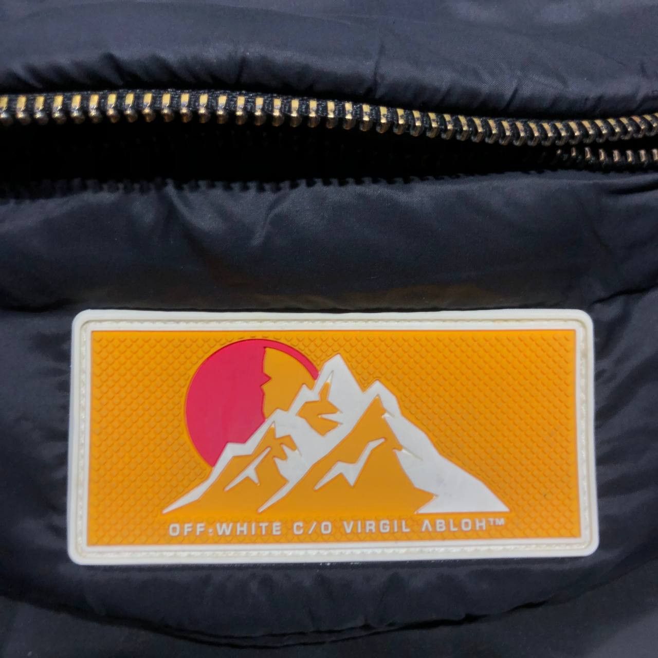 Off-White Off-White Appliqued Padded Shell Belt bag Size ONE SIZE - 4 Thumbnail