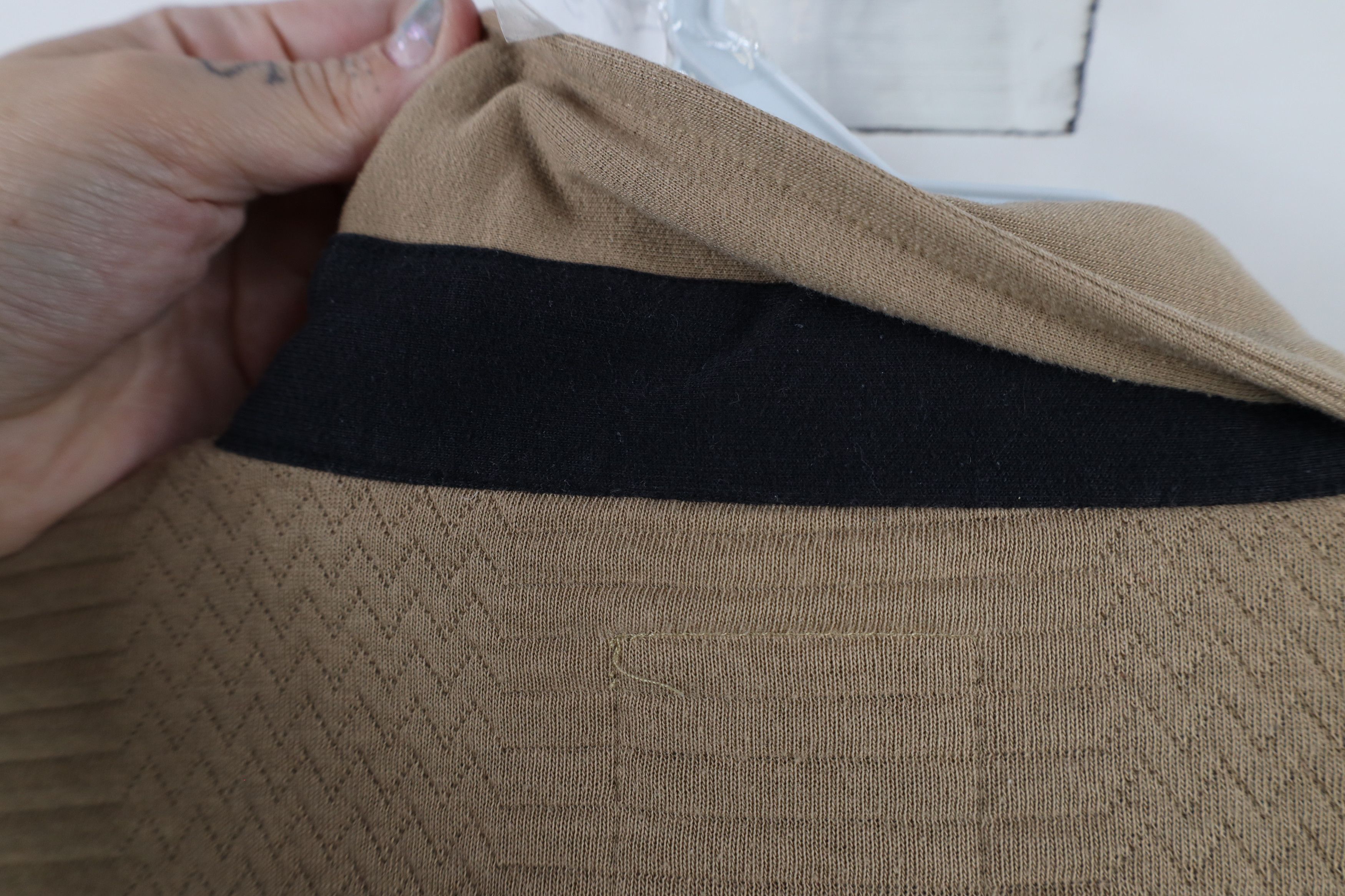 Vintage Vintage 90s Streetwear Textured Collared Pullover Polo Beige Size US L / EU 52-54 / 3 - 8 Thumbnail