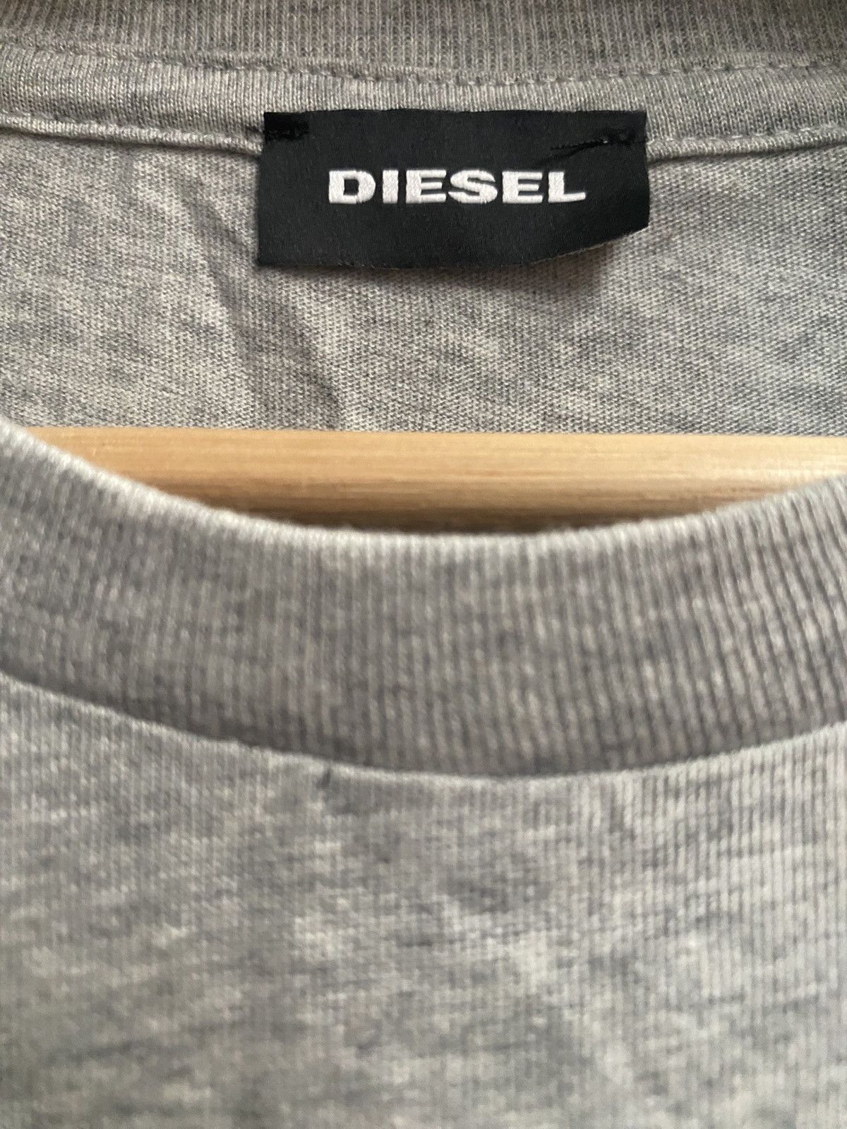 Diesel DIESEL Misspelled Logo Limited Edition tee BNWT Size US M / EU 48-50 / 2 - 3 Thumbnail