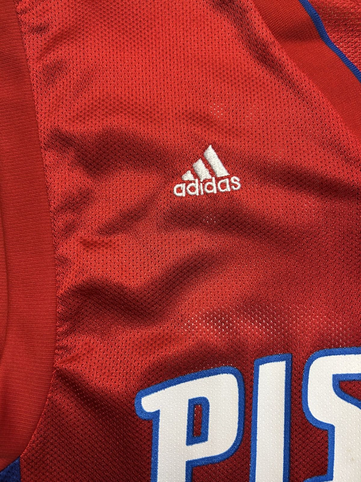 Adidas Pistons #32 Hamilton Jersey Size US S / EU 44-46 / 1 - 7 Thumbnail