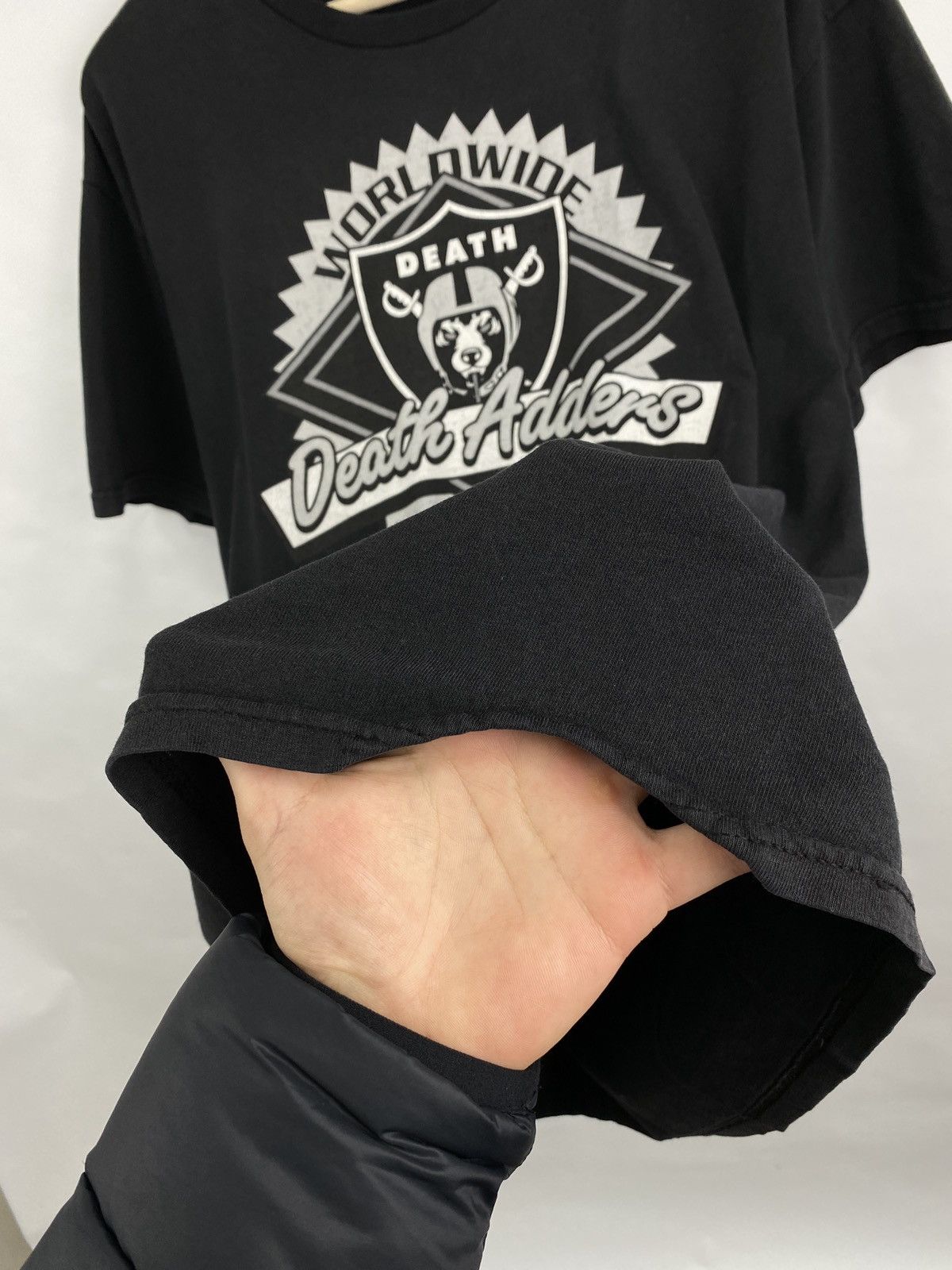Hook-Ups × Mishka × Shorty's Skateboards 🇺🇸 Vintage Mishka Skateboards Worldwide Death Adders T-Shirt Size US L / EU 52-54 / 3 - 7 Thumbnail
